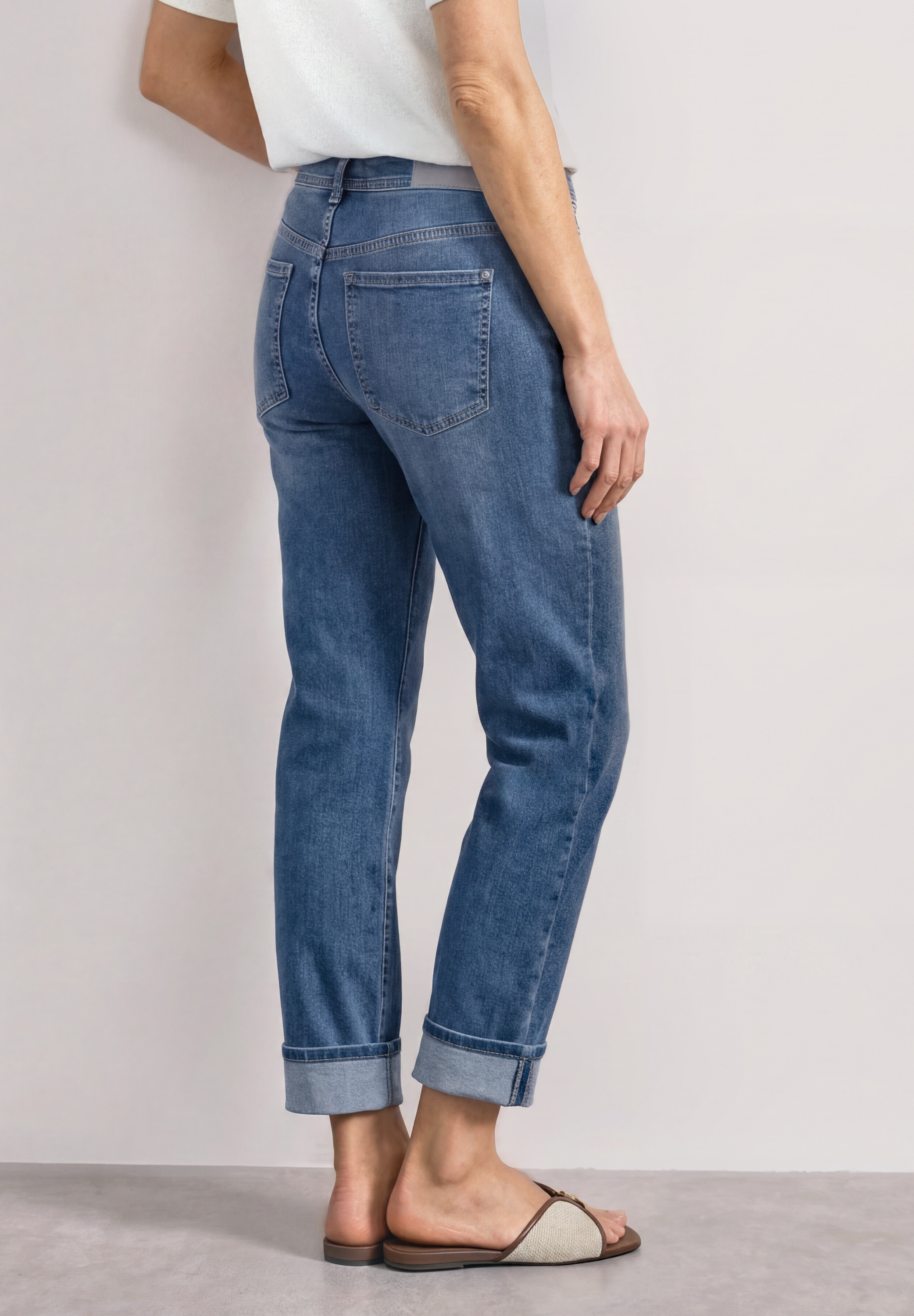 STREET ONE Jeans à 5 poches »Style Amalia« en coupe casual avec revers