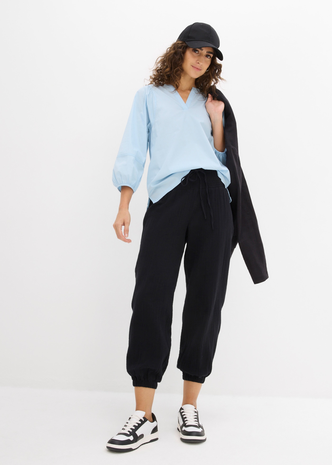 bonprix Pantalon de harem »Musselin Hose mit Smockbund«  aus Musselin, aus Baumwolle, lockere Passform, mit Smockbund