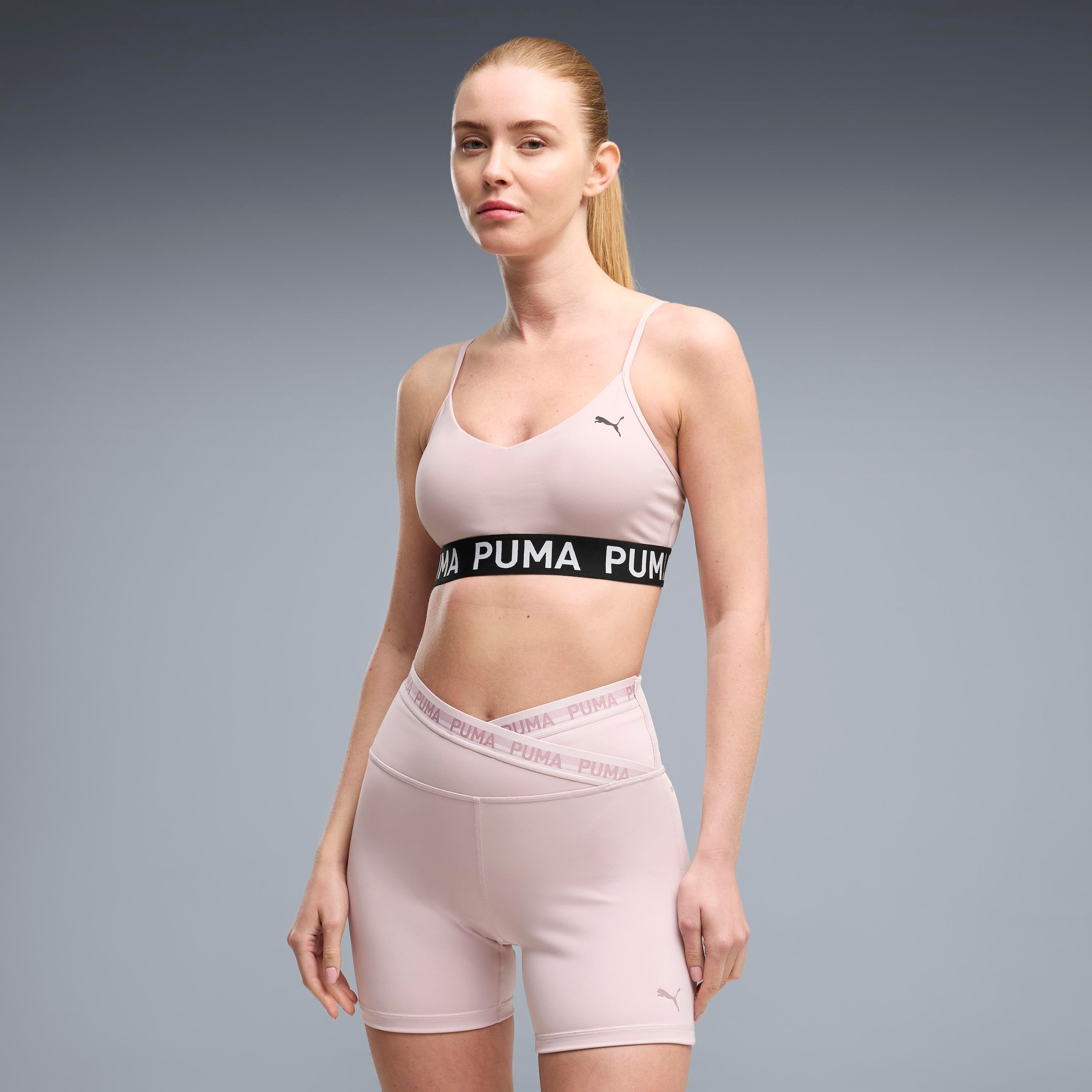 PUMA Soutien-gorge de sport »MOVE STRONG BRA - LOW« Avec bretelles réglables, coussinets amovibles