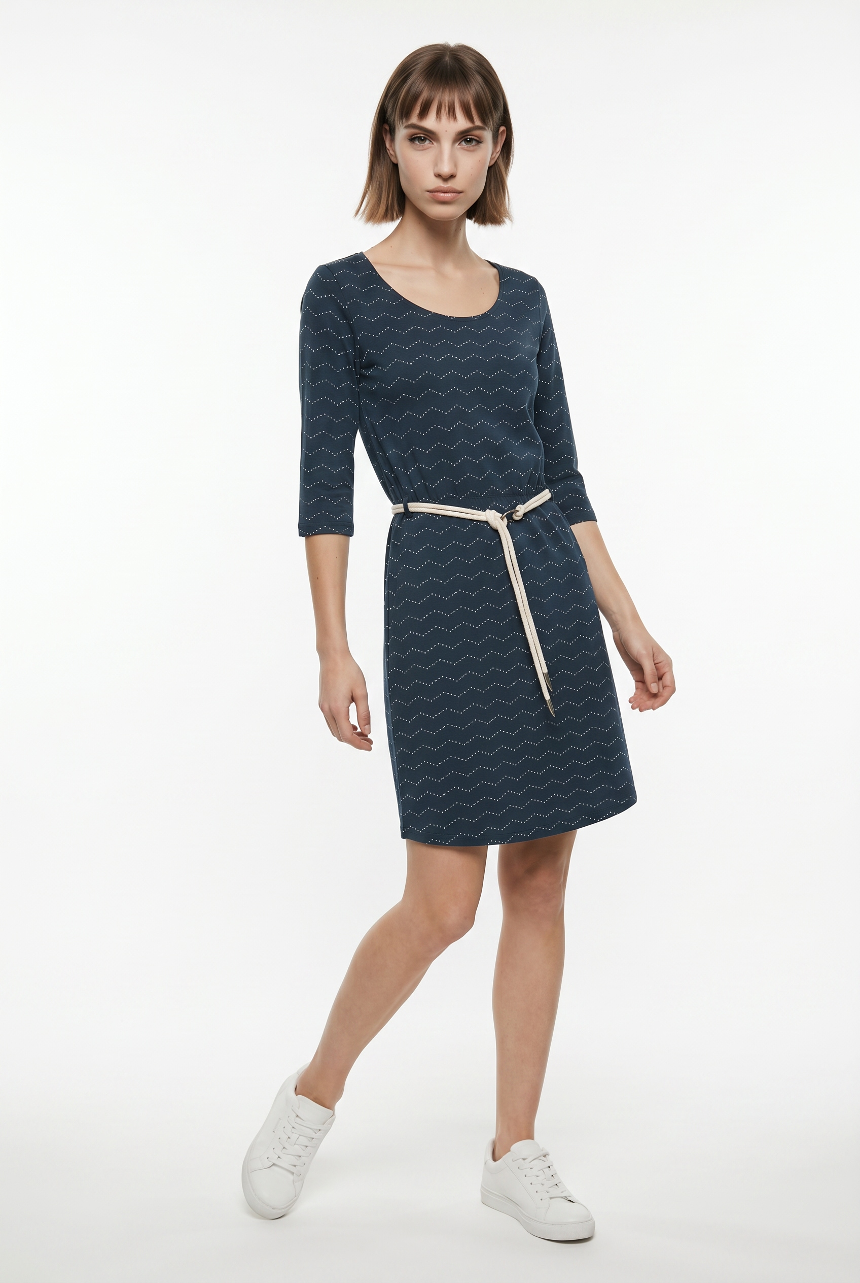Ragwear Robe en jersey »LILITHA ZIG ZAG O« avec ceinture à nouer à la taille
