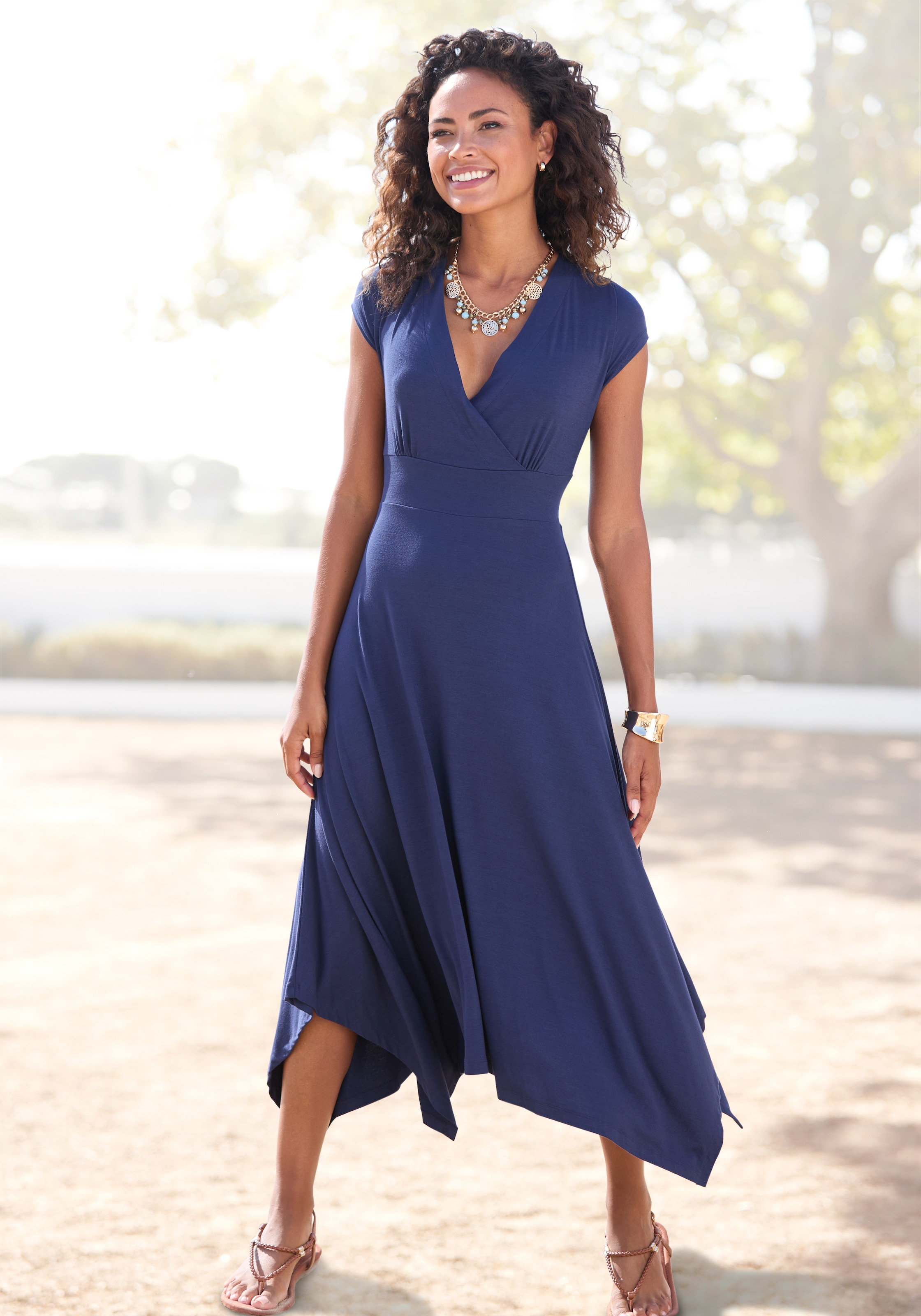 Beachtime by Lascana Jerseykleid »mit asymmetrischem Zipfelsaum und Schleife in der Taille, elegant« Ohne Taschen Leichtes Sommerkleid, Strandkleid, Viskosekleid, Basickleid