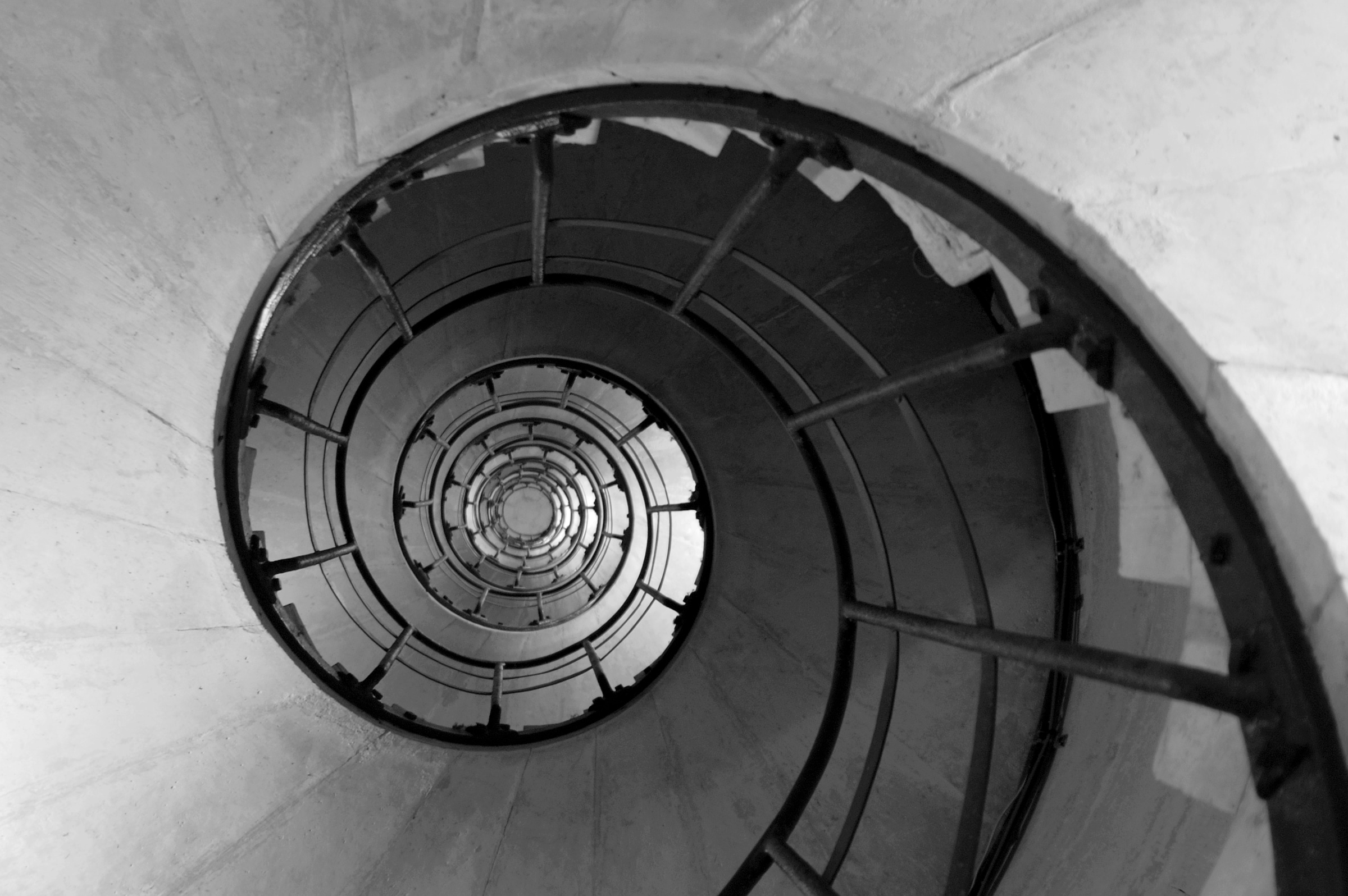 Image of Papermoon Fototapete "Wendeltreppe Schwarz & Weiss"
