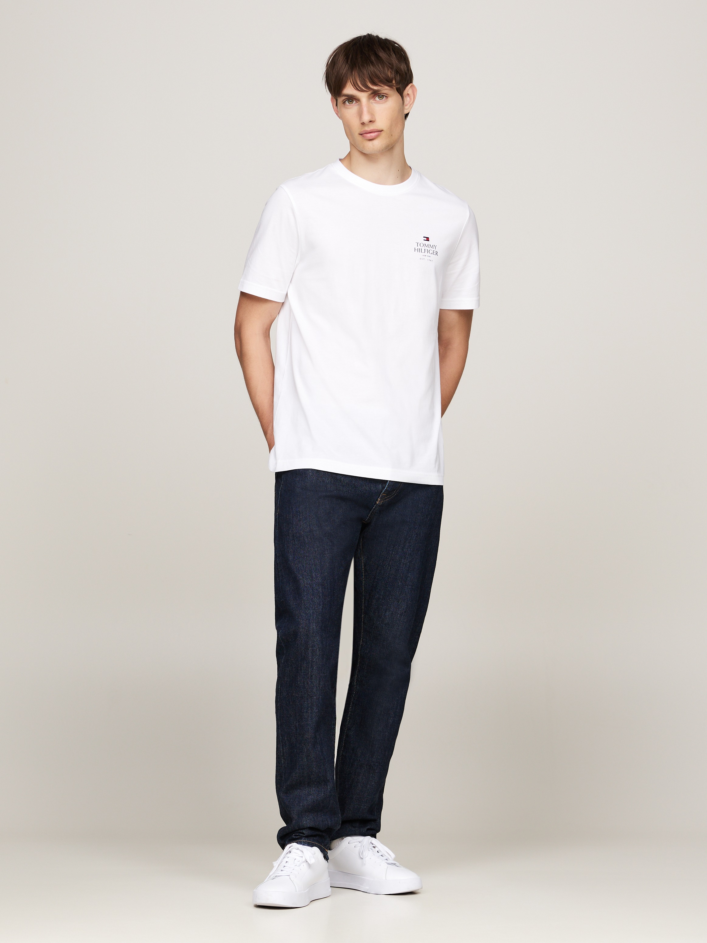 Tommy Hilfiger T-Shirt »HILFIGER STACK TEE«, Mit Markenprint