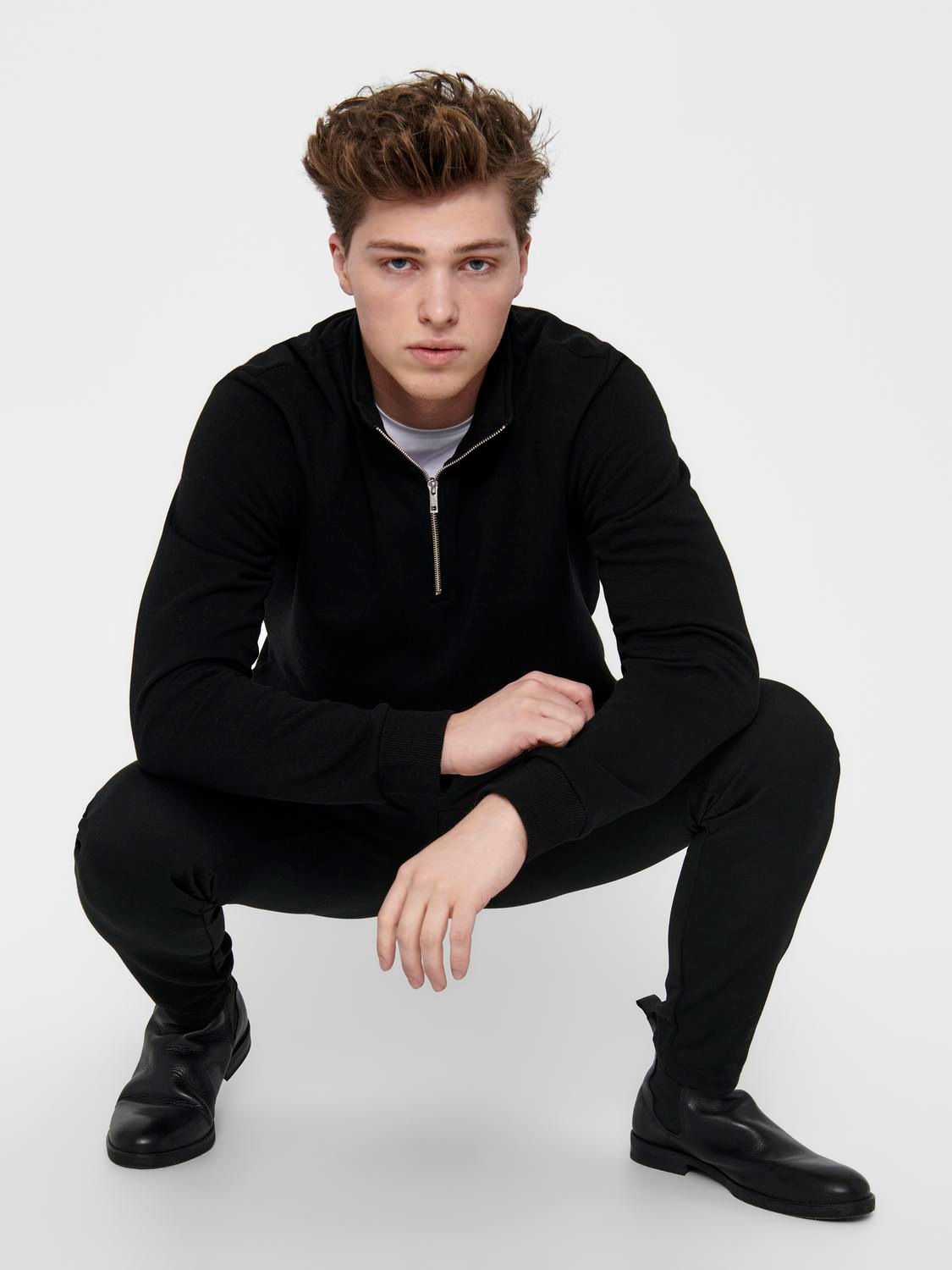 ONLY & SONS Sweat-shirt »ONSCERES HALF ZIP SWEAT«, mélange coton, coupe régulière
