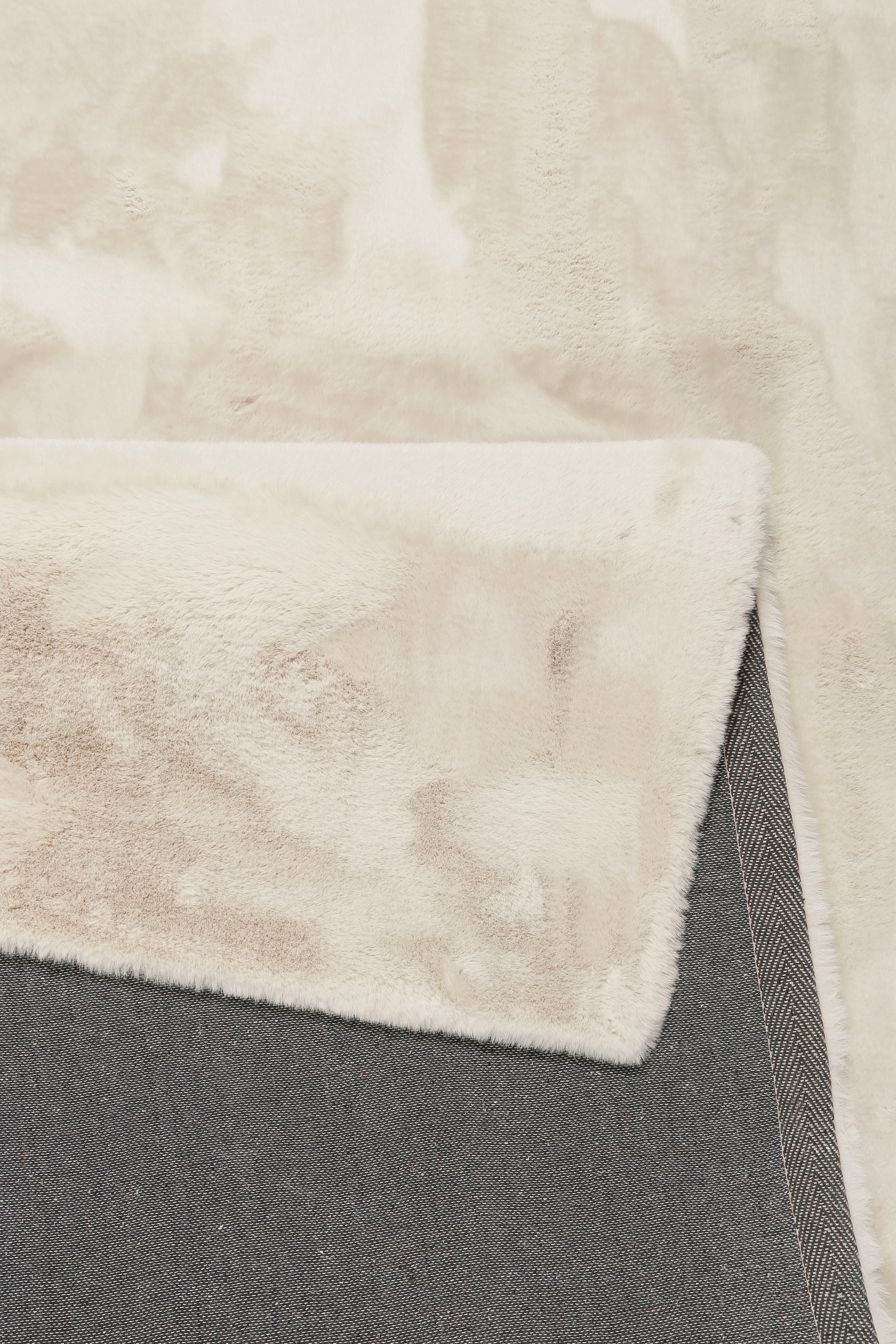Esprit Hochflor-Teppich »Alice ESP-4377, Kunstfell«, rechteckig, 25 mm Höhe, Kaninchenfell-Haptik, besonders weich und dicht, für alle Räume