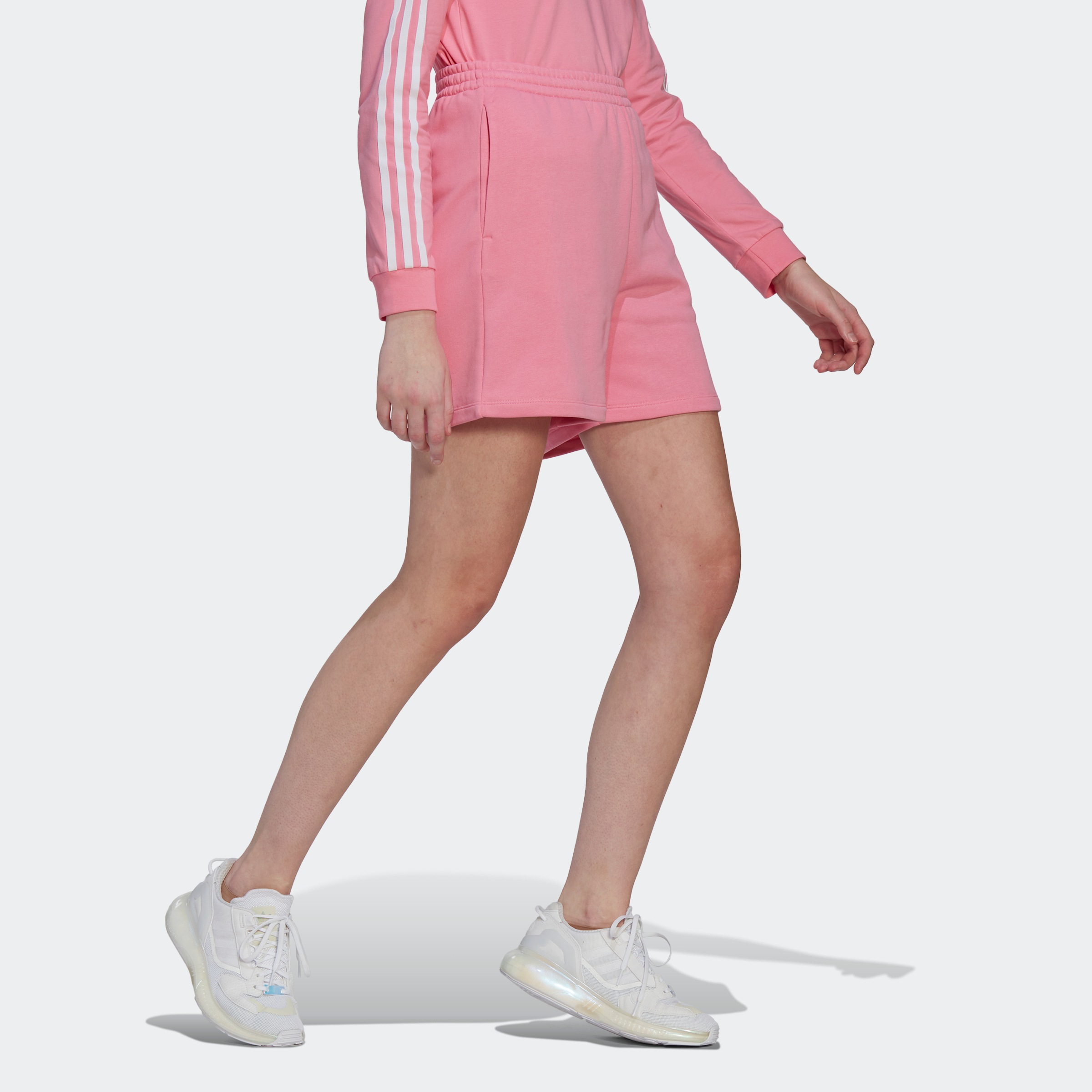Image of adidas Originals Shorts »ADICOLOR ESSENTIALS FRENCH TERRY« bei Ackermann Versand Schweiz