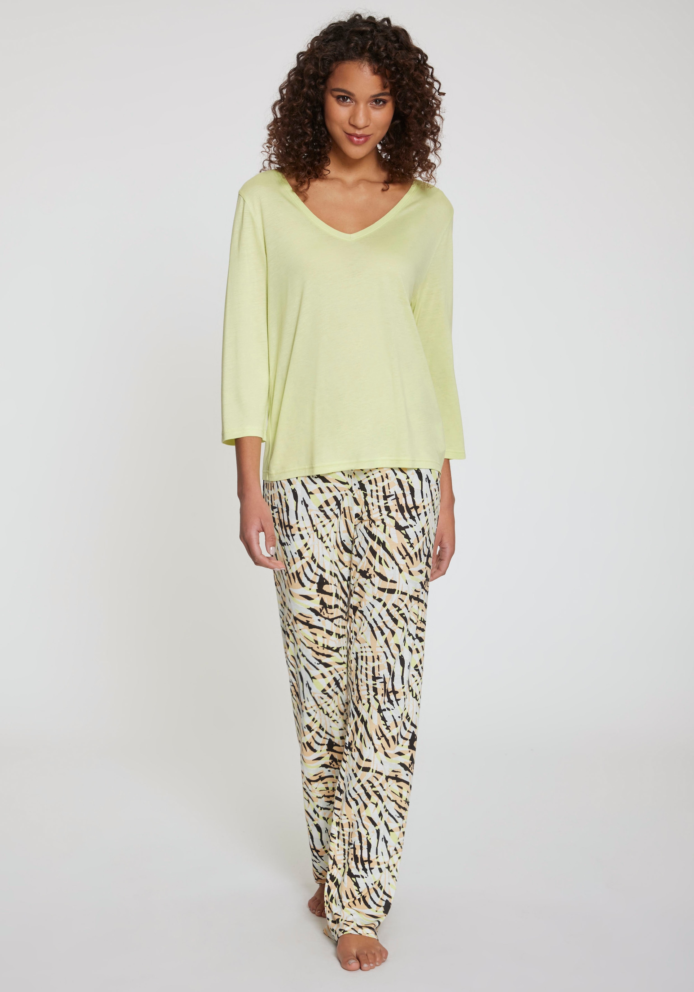 Image of Vivance Dreams Pyjama 2 tlg. mit Allover-Druck