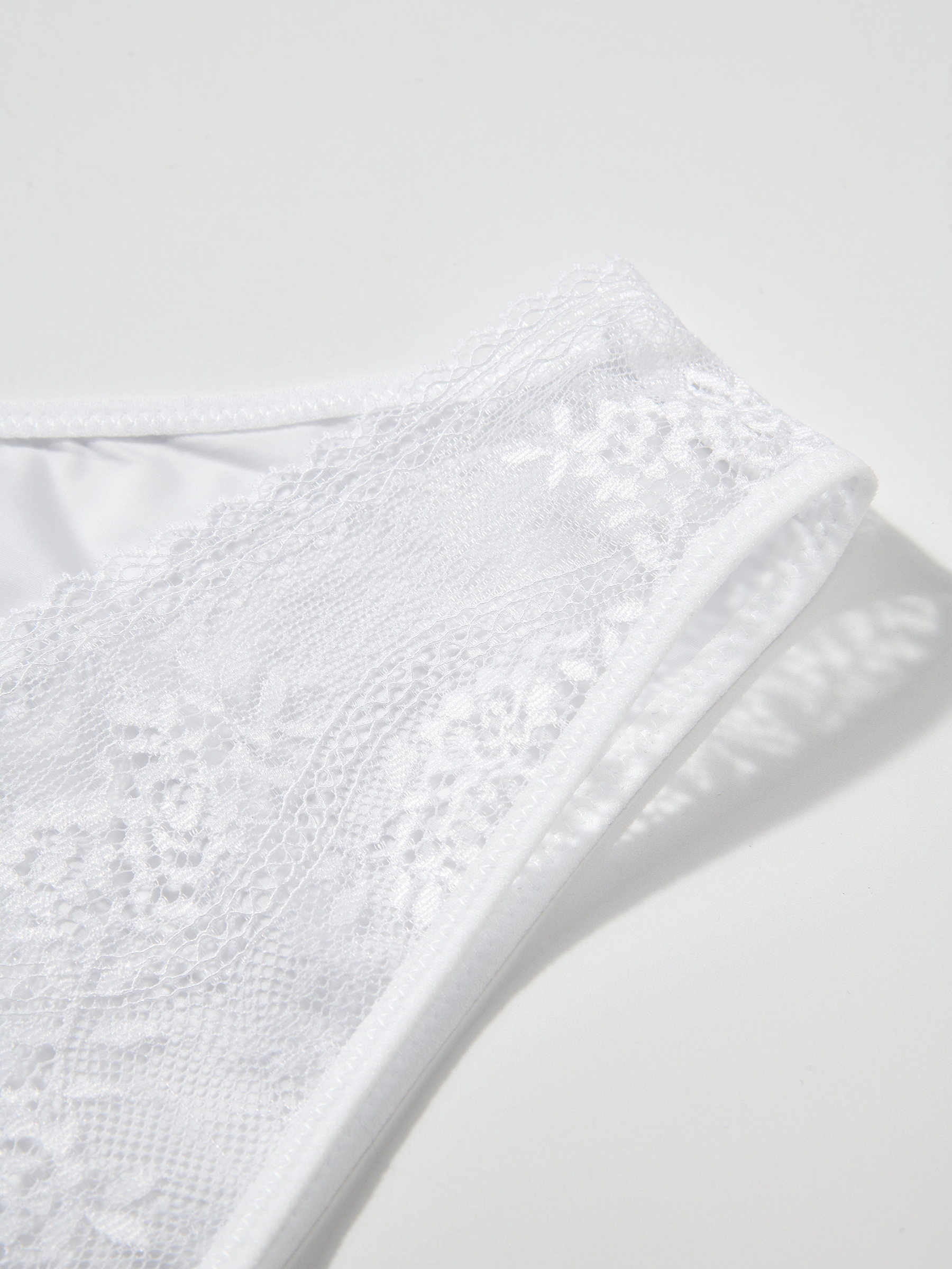 PASSIONATA Slip »MADDIE« dentelle florale, microfibre, ceinture élastique