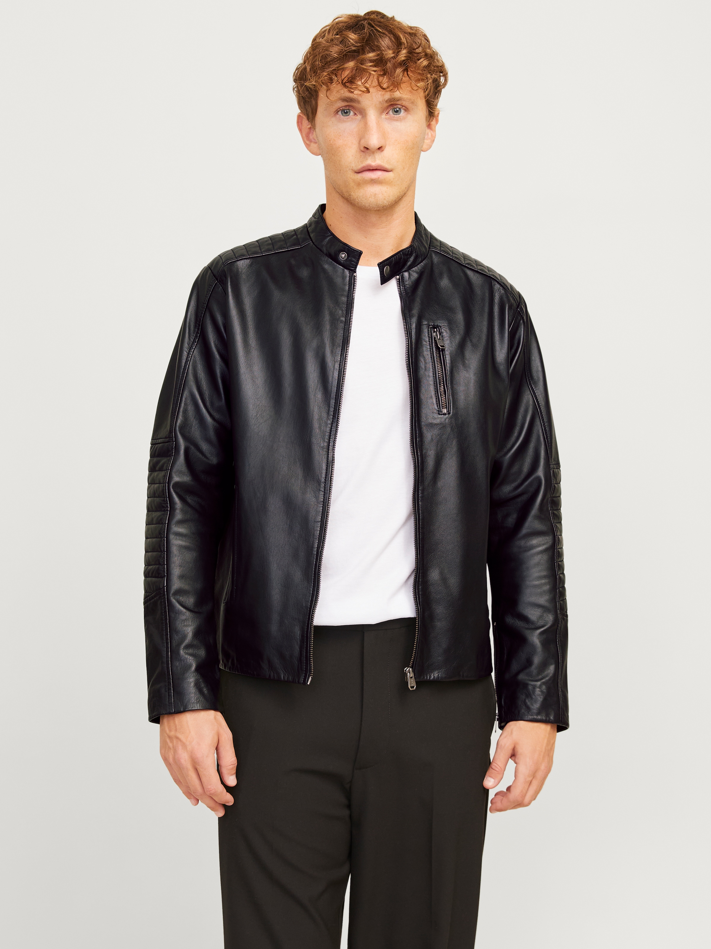 Image of Jack & Jones Lederjacke "JJELIAM LAMB LEATHER JACKET NOOS" ohne Kapuze mit markanter Schultersteppung