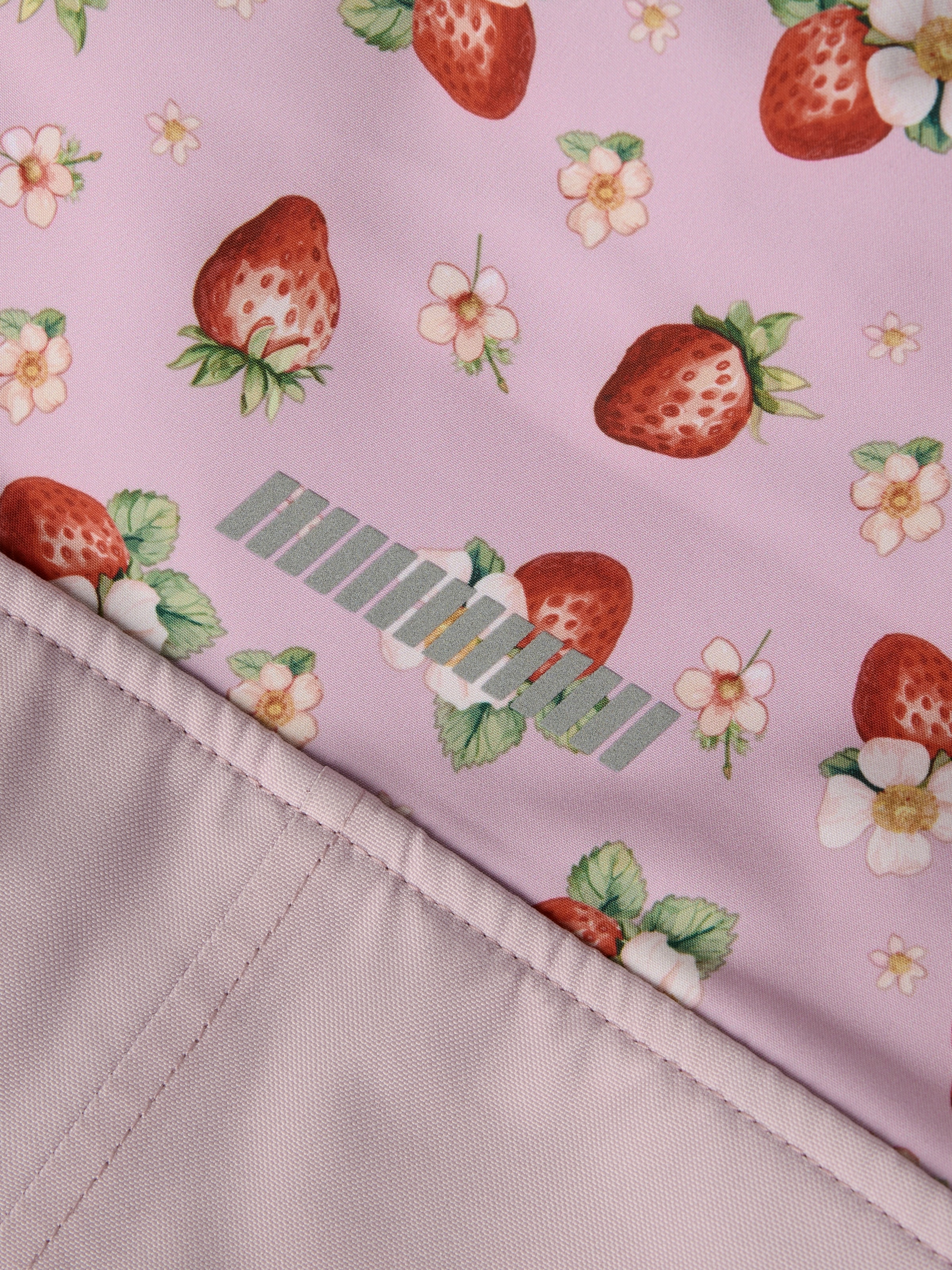 Name It Softshelloverall »NMFALFA08 SOFTSHELL SUIT AOP 1FO NOOS« mit verstellbarer und abnehmbarer Fussschlaufe