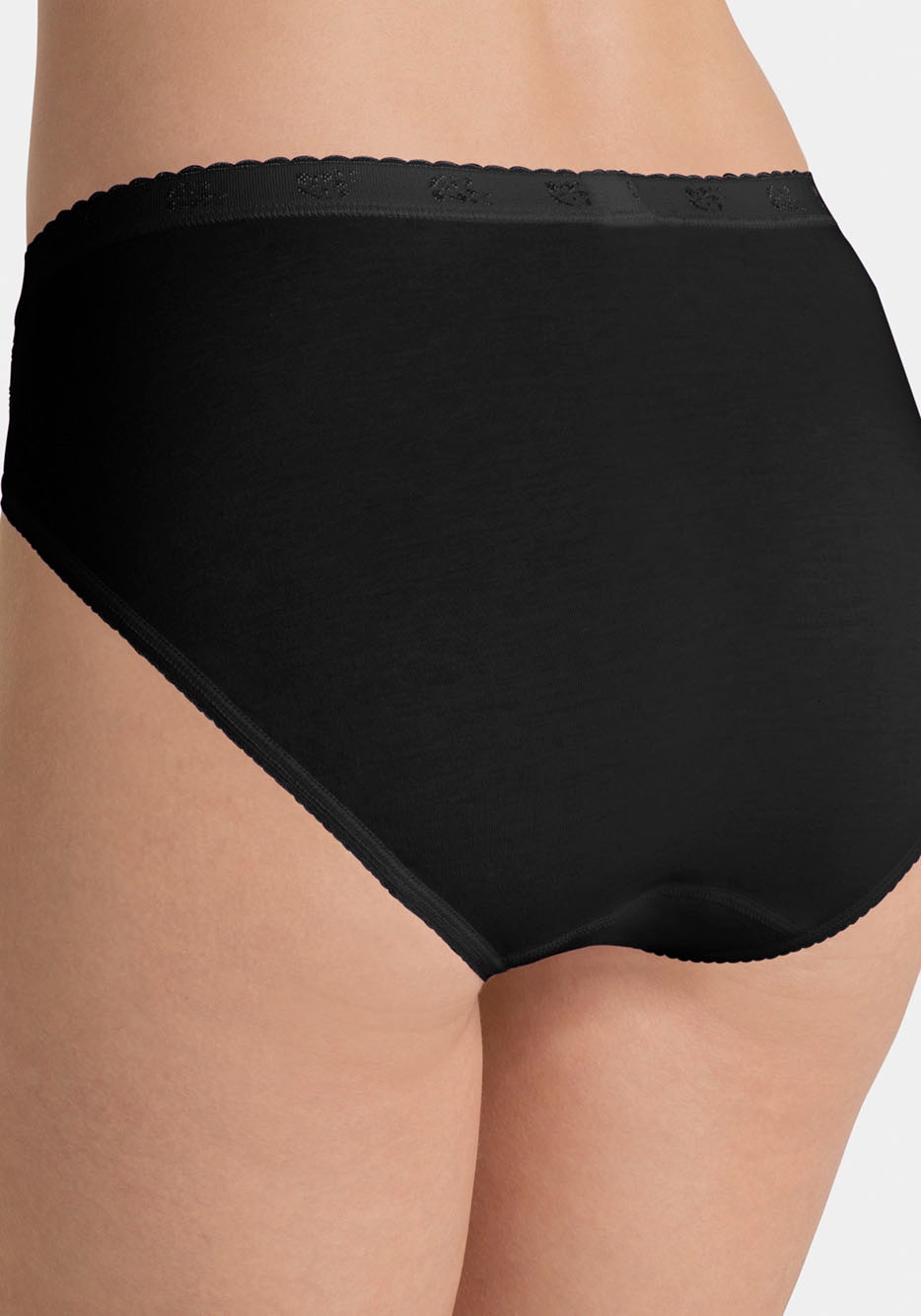 sloggi Tai-Slip »Chic Tai 4P«, (4er Pack), Damenslip mit elastischen Spitzeneinsätzen