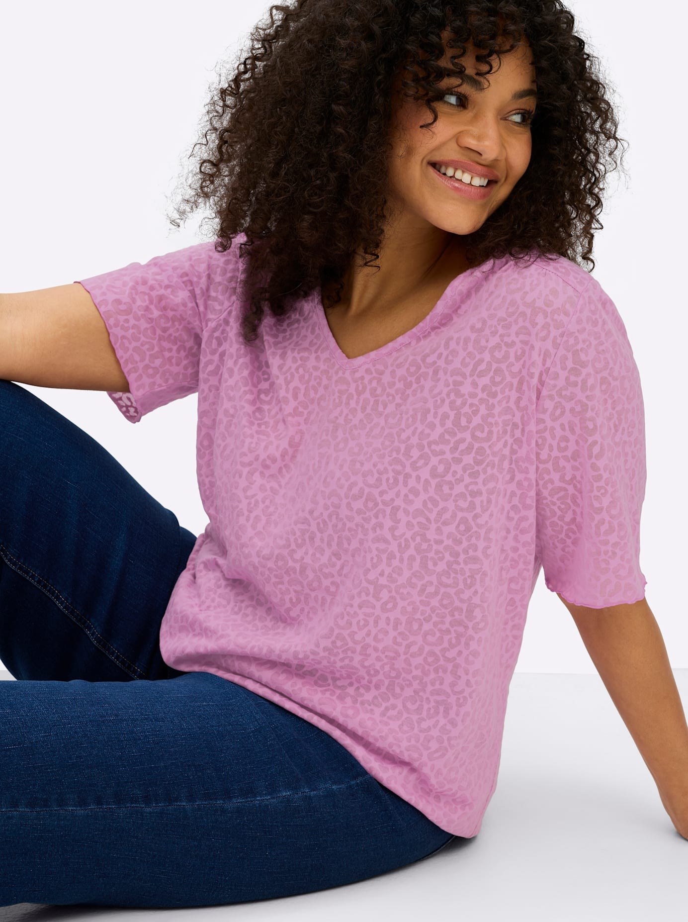 Sheego Rundhalsshirt »T-Shirt« 1