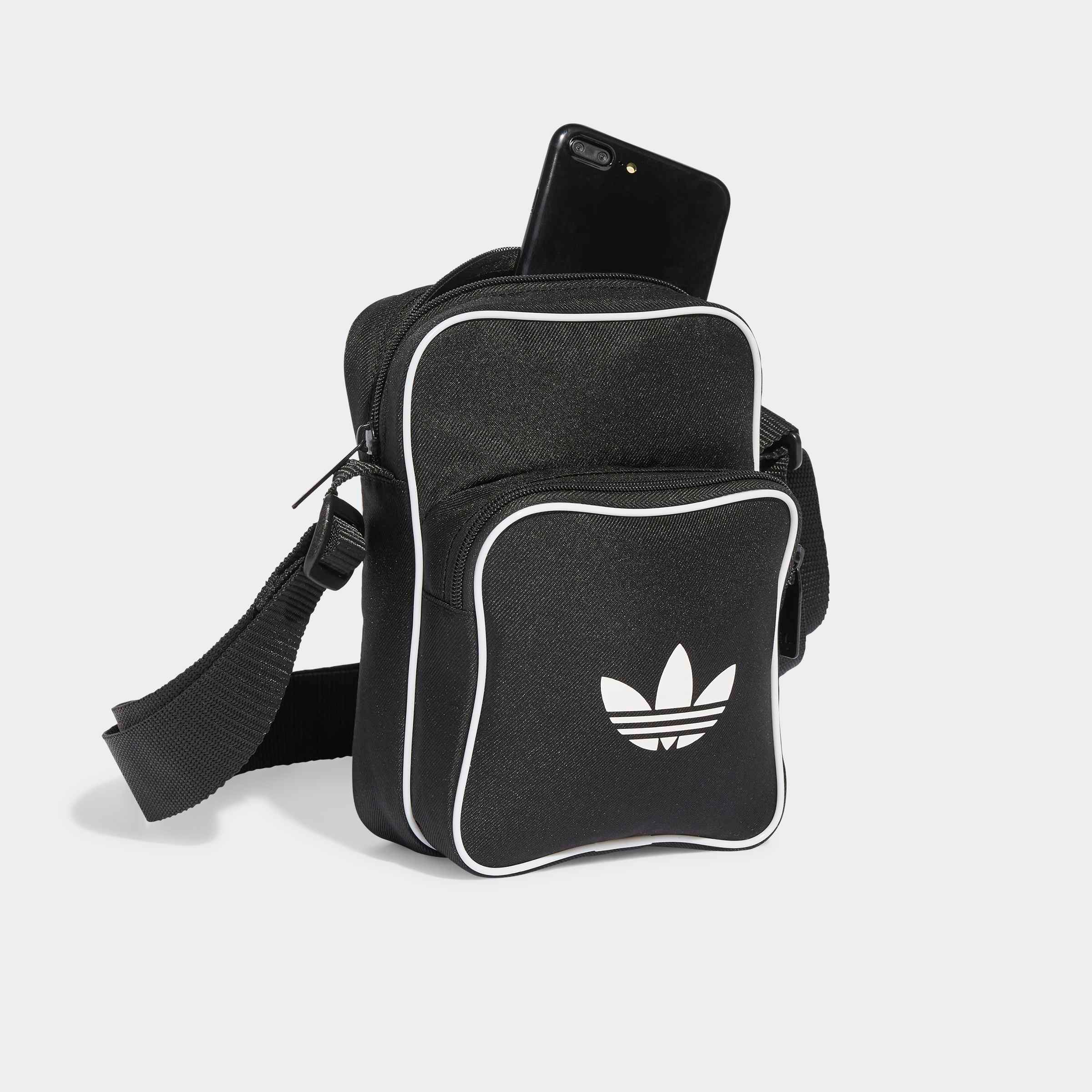 adidas Originals Sac de sport »ADICOLOR CLASSIC SMALL ITEM« aus Polyester-Twill, mit verstellbarem Schulterriemen