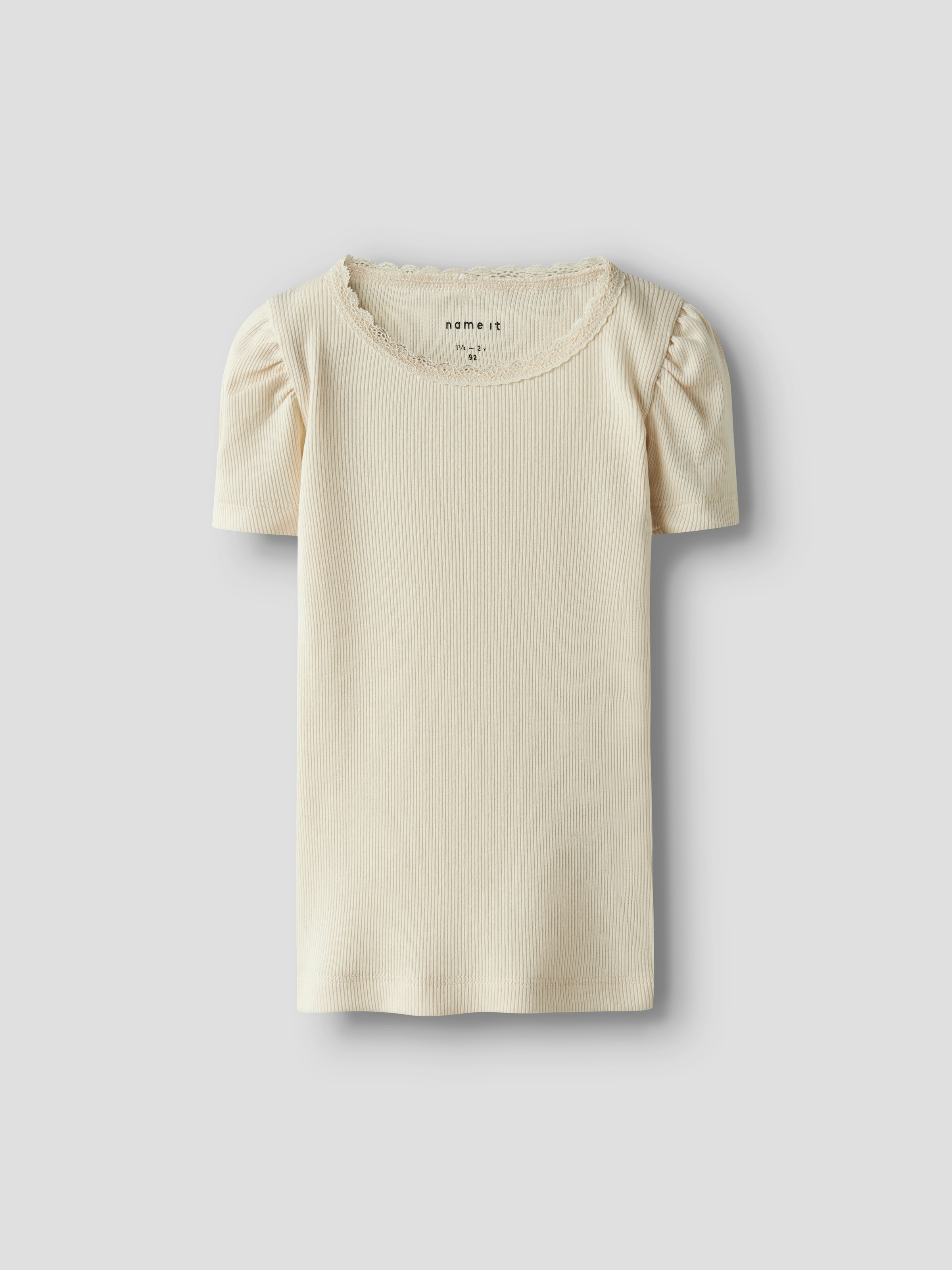 Image of Name It Kurzarmshirt "NMFKAB TOP NOOS" Baumwollmischung, Spitze, Puffärmel