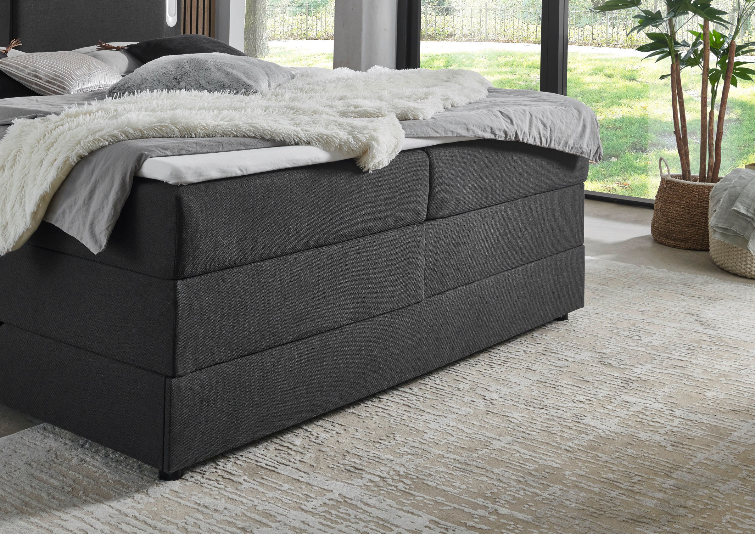INOSIGN Boxbett »Elverta inkl. Bettkasten und LED-Beleuchtung«, erhältlich in der Breite 180x200cm, Kopfteil in Kissenoptik