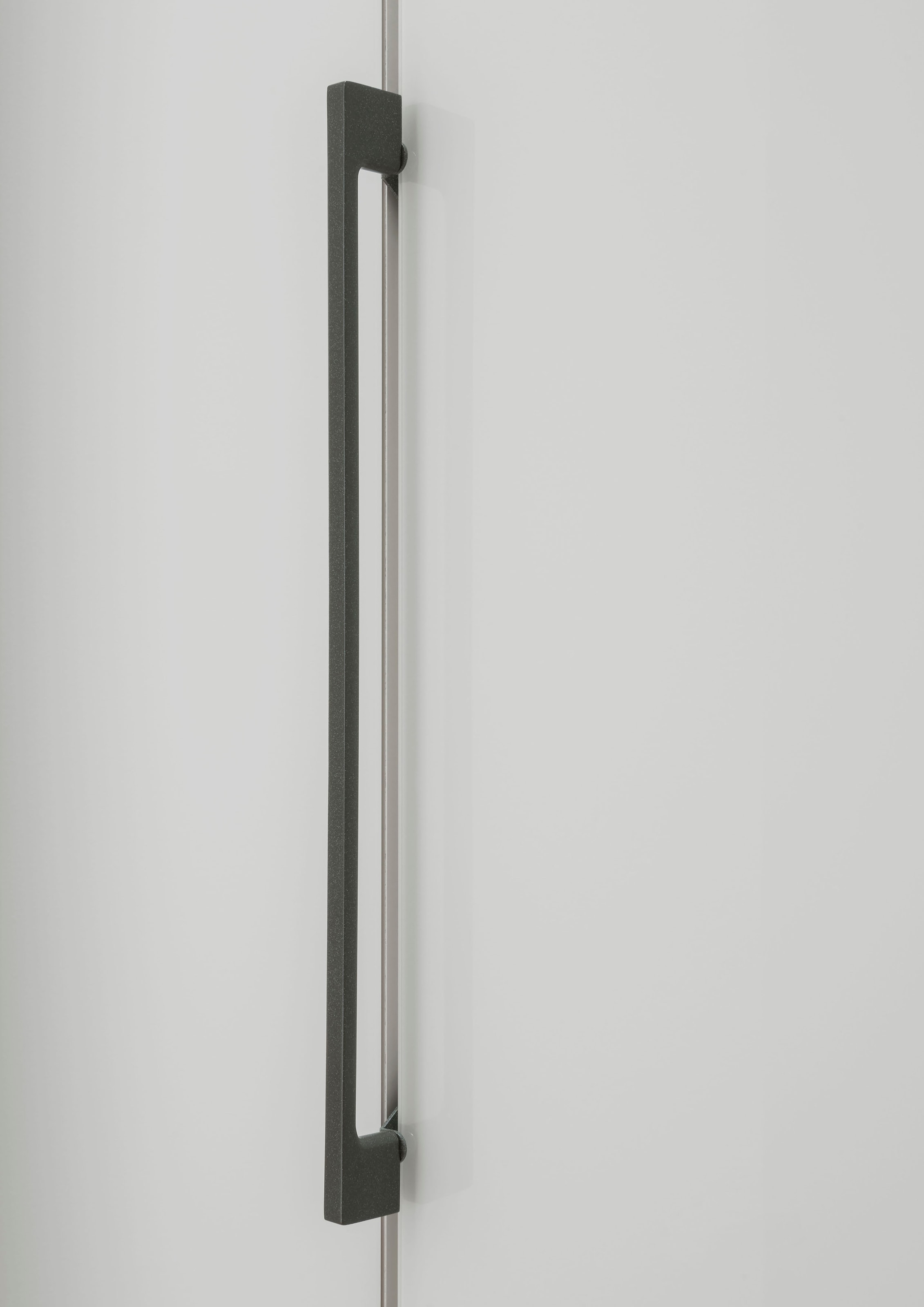 WIEMANN Armoire à portes battantes »Monaco« mit Glasfront sowie hochwertige Beschläge inkl. Dämpfung