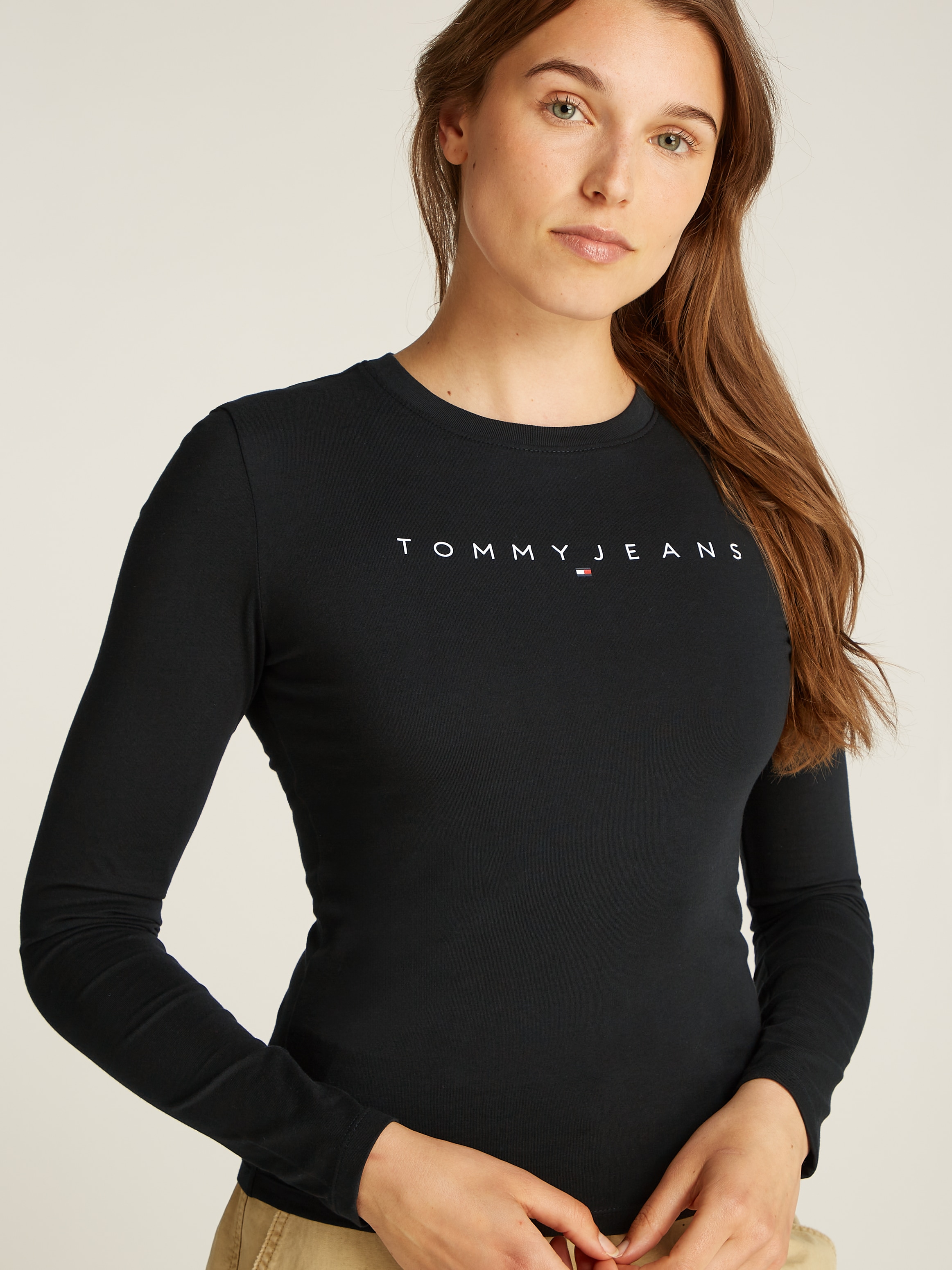 Tommy Jeans Curve Langarmshirt »TJW SLIM LINEAR TEE LS EXT«, Grosse Grössen