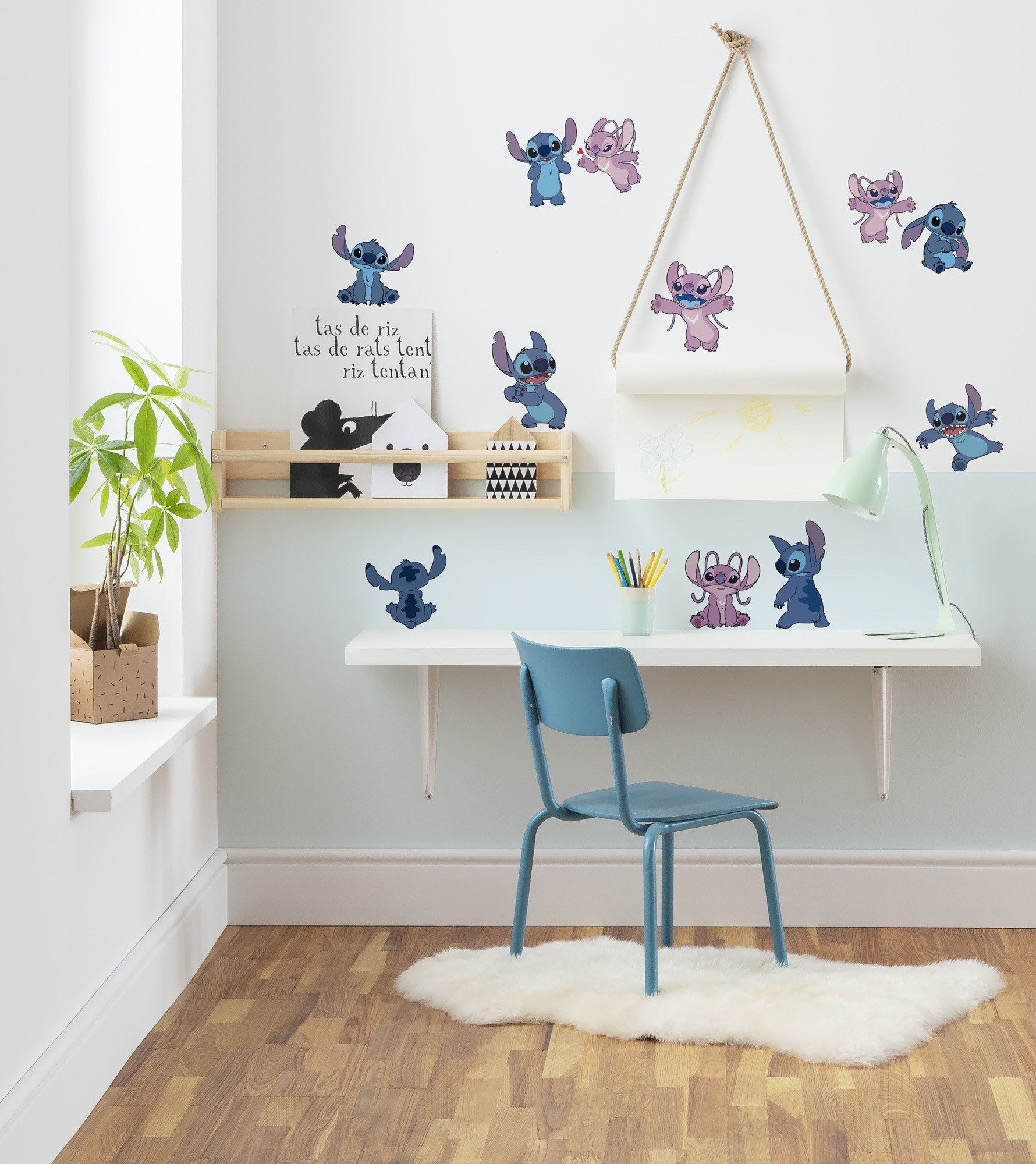 Image of Komar Wandtattoo "Stitch and Angel Happy - Grösse 50 x 70 cm" selbstklebend, Wandsticker, Kinderzimmer
