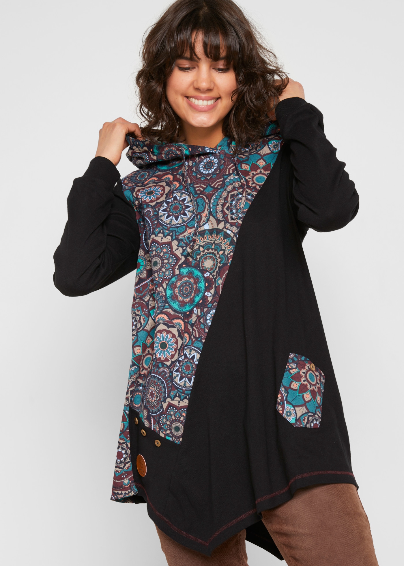 Image of bonprix Langarmshirt aus Baumwolle, Slim Fit, mit Zipfelsaum
