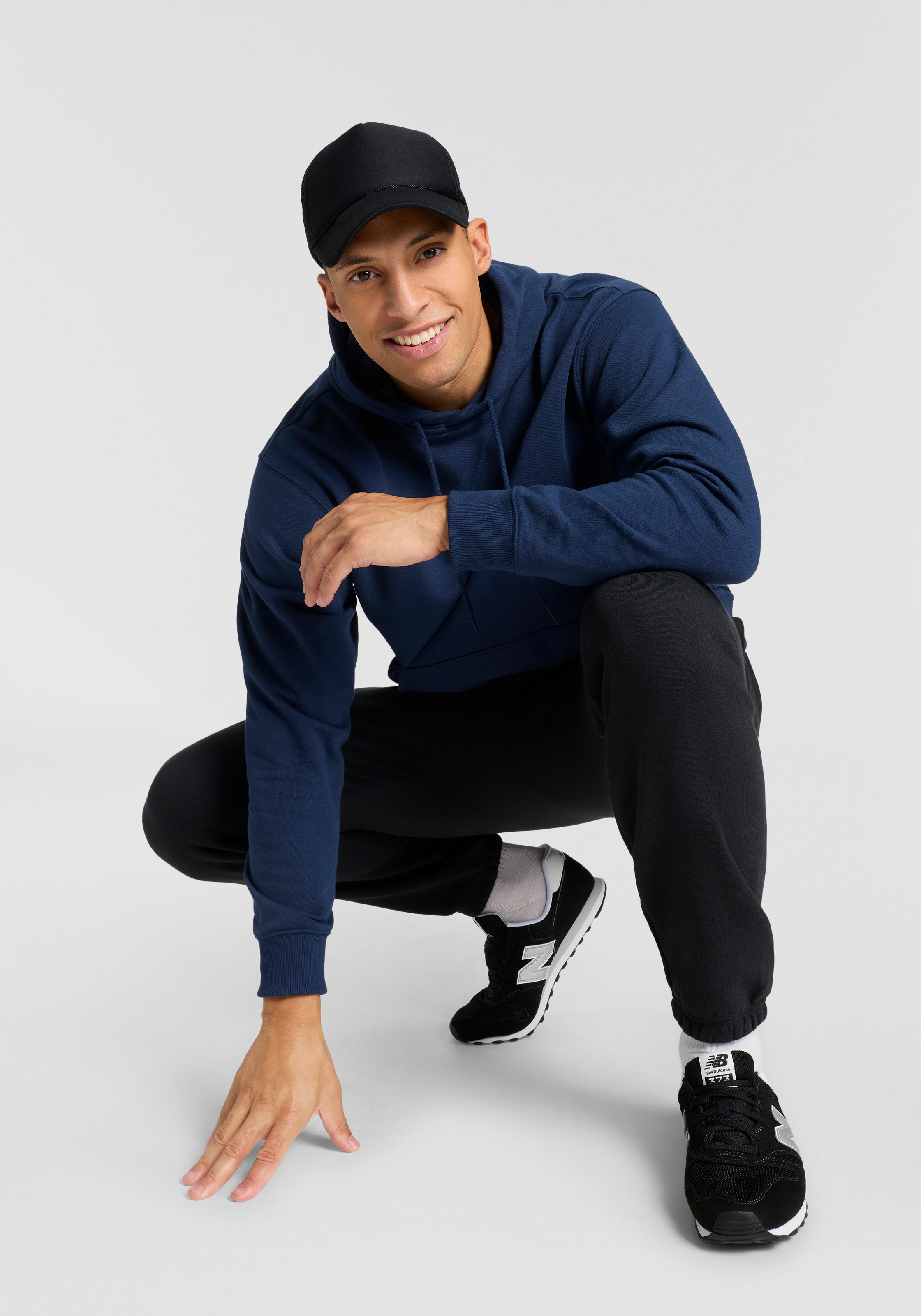 New Balance Kapuzensweatshirt »SPORT ESSENTIALS FRENCH TERRY HOODIE«, 1 tlg.
