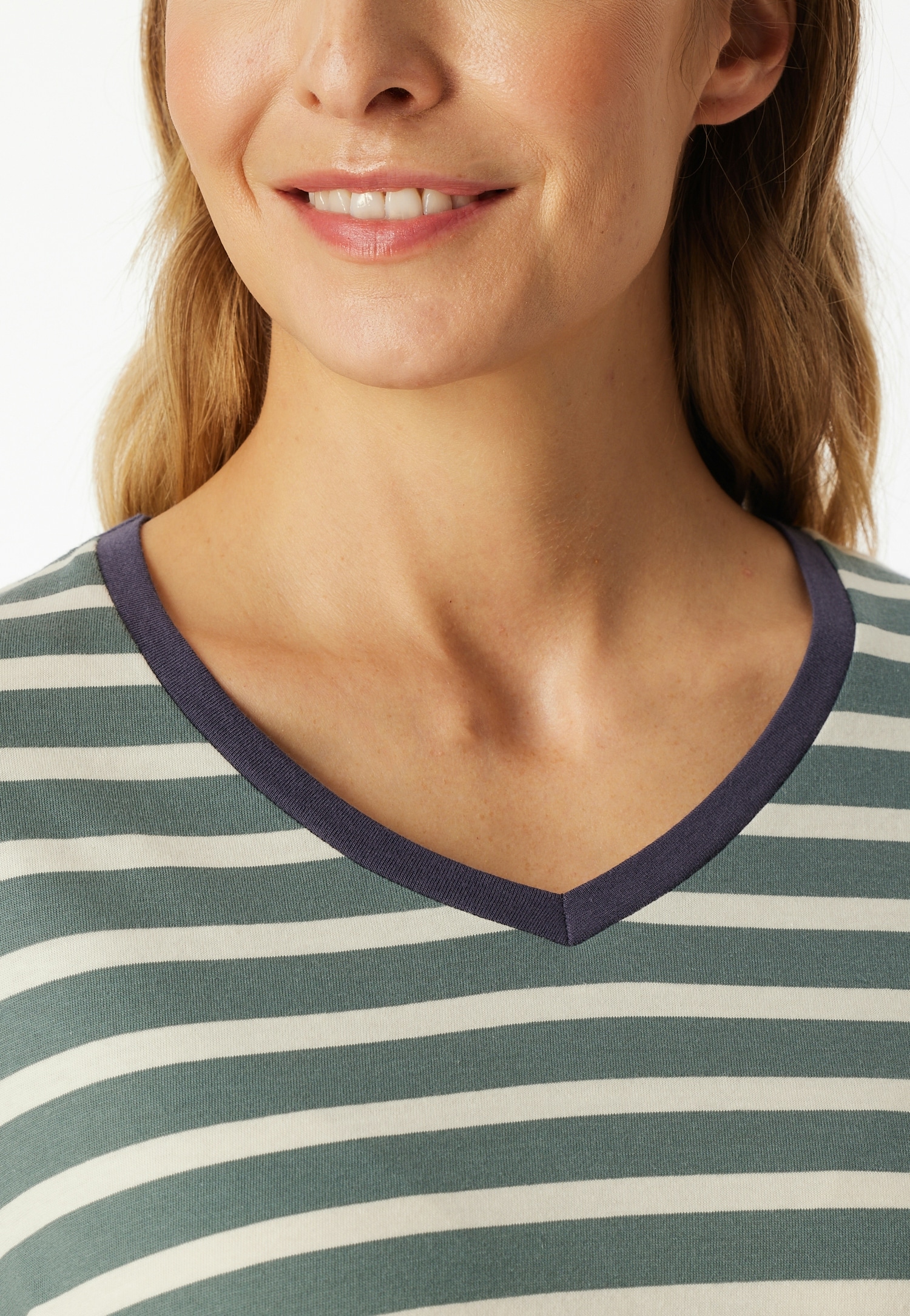 Schiesser Pyjama »Casual Essentials« 2 cuis tlg., Baumwolle, V-Ausschnitt, langärmelig