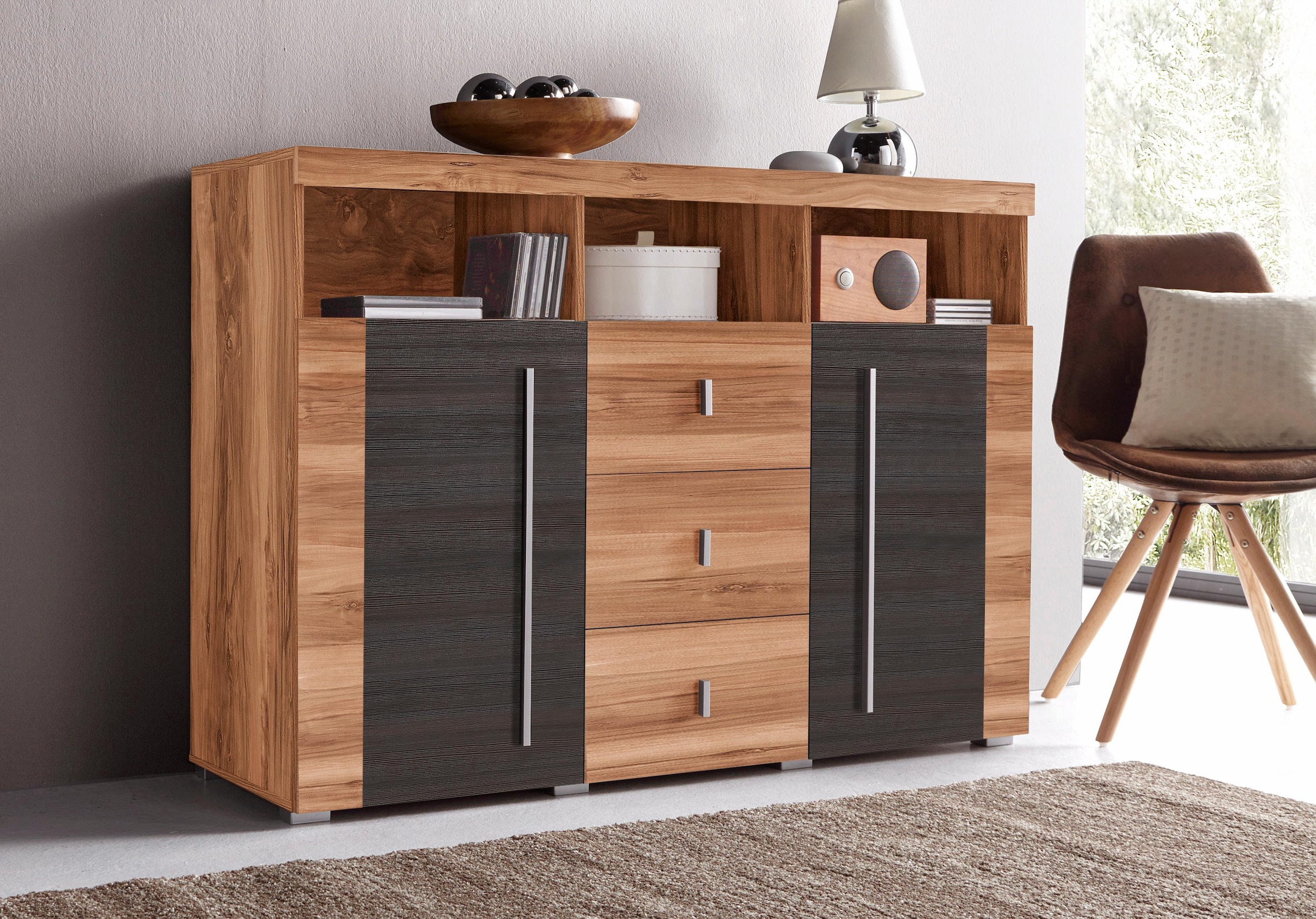 INOSIGN Sideboard »Roger,Breite 132cm, stilvolle Schrank, 2 Holztüren 3 Schubladen«, Kommode mit viel Stauraum, Einlegeböden verstellbar