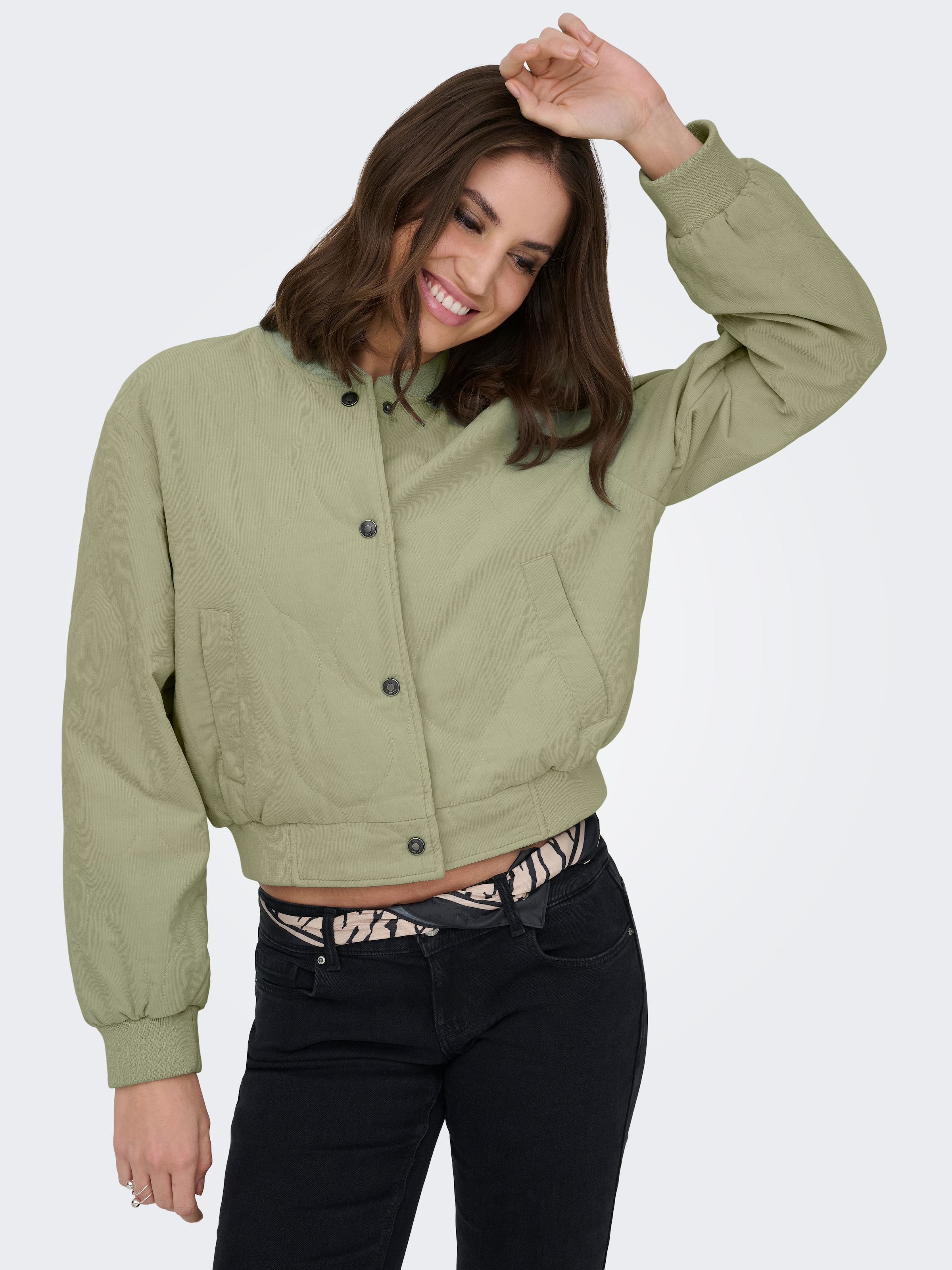 ONLY Cordjacke »ONLSAP CORDUROY BOMBER CC OTW« gesteppte Details