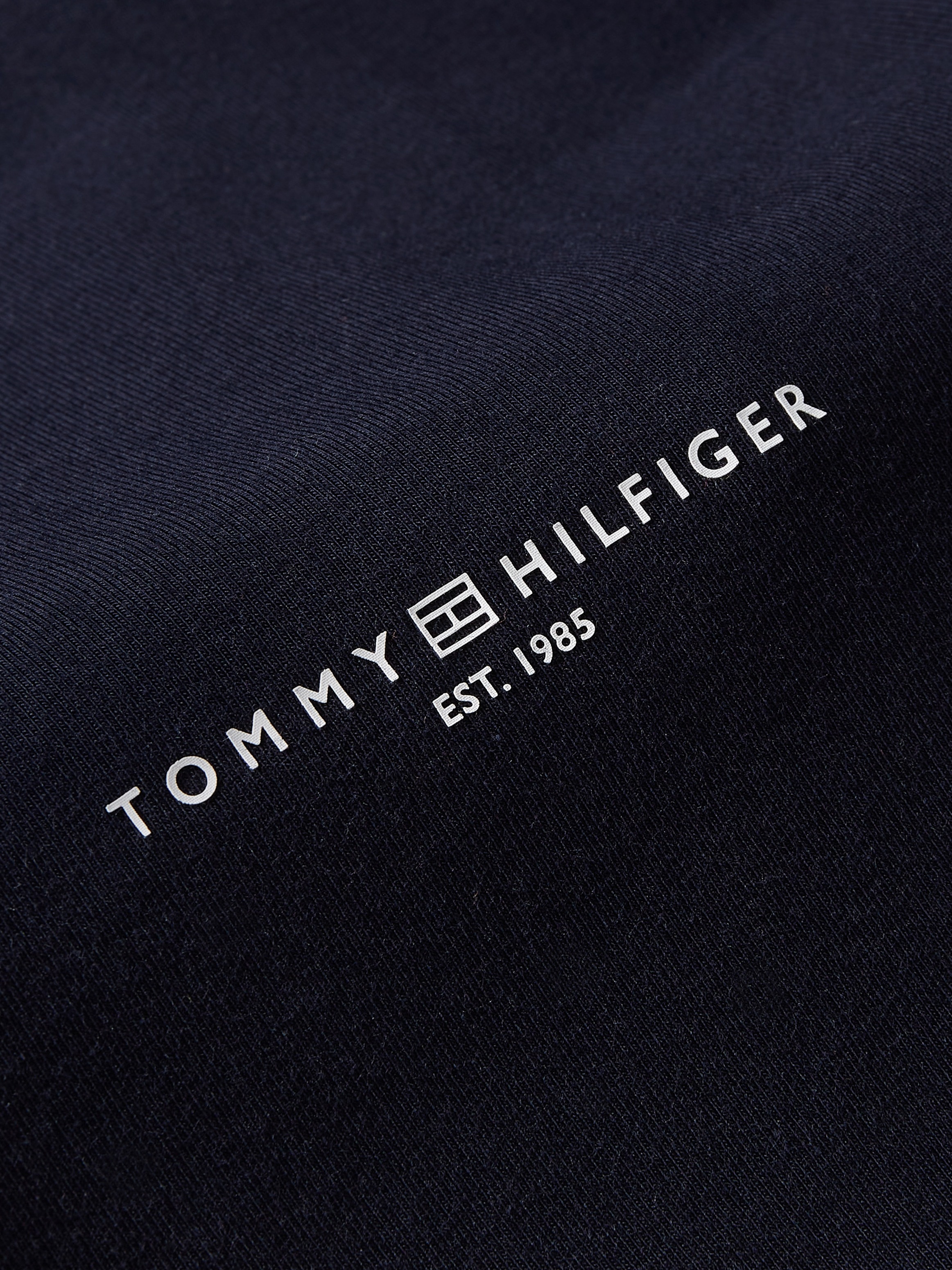 ♕ Tommy Hilfiger Rundhalsshirt kaufen Tommy Bestickung C-NK und »1985 mit CORP SS«, Hilfiger Logoschriftzug MINI REG versandkostenfrei LOGO
