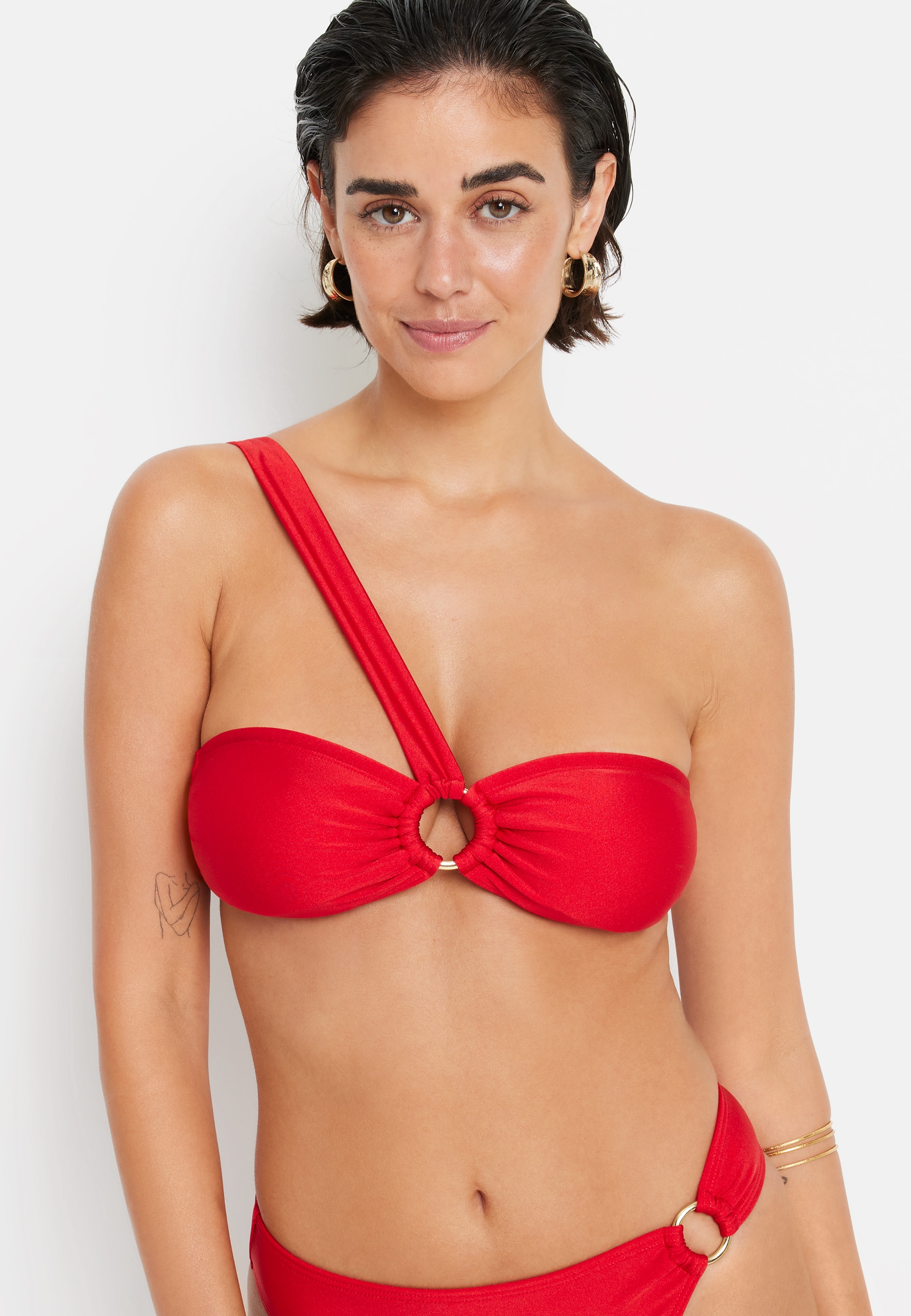 LSCN by LASCANA Bandeau-Bikini-Top »Baila«, mit asymmetrischem Schnitt