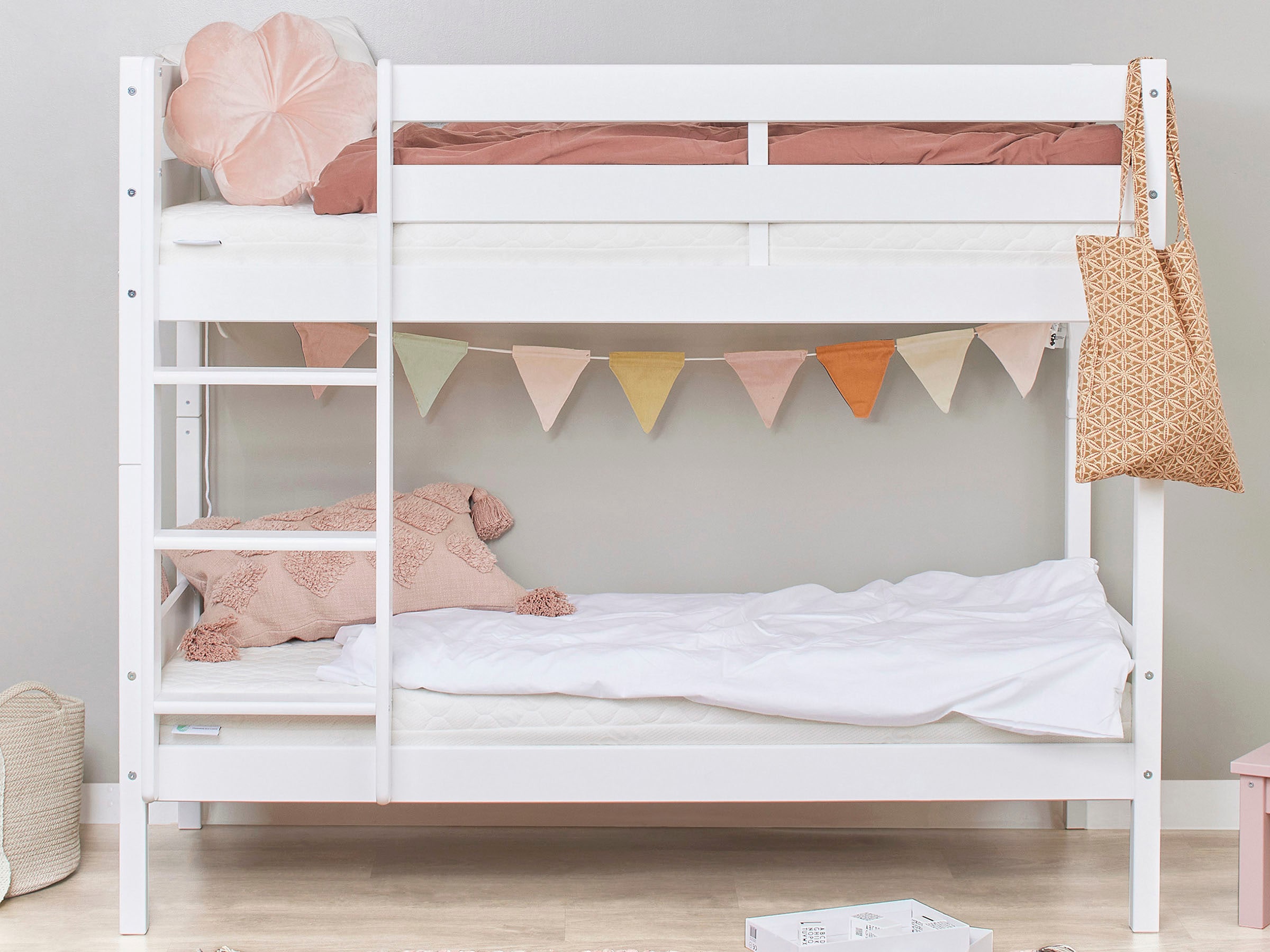 Hoppekids Lit superposé »ECO Comfort Kinderbett 90x200 oder 70x160 aus Massivholz in 4 Farben« TÜV, FSC und Nordisches Umweltzeichen – wahlweise mit Matratzen