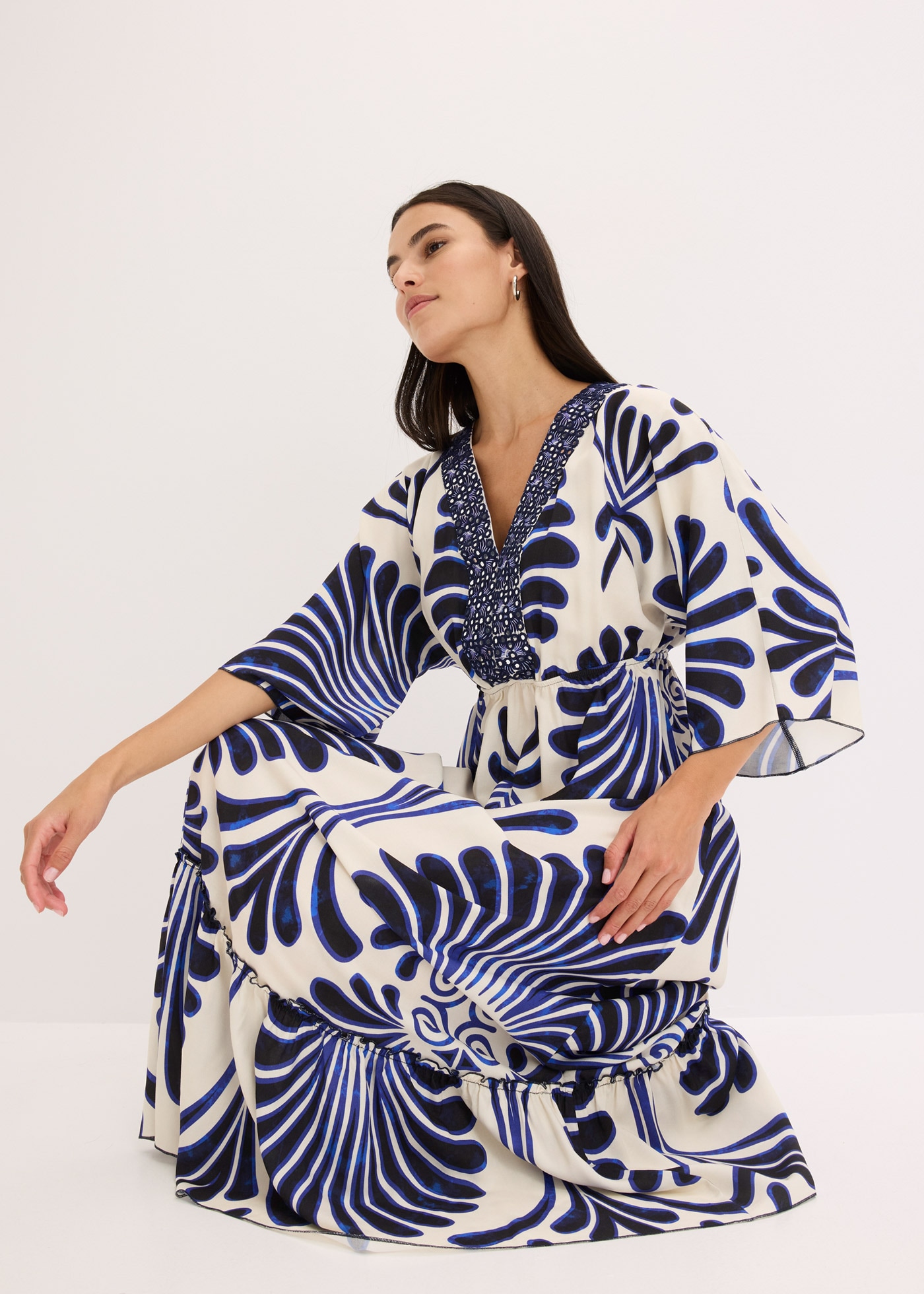 bonprix Maxi robe 1 tlg. für Frühling und Sommer, aus Viskose, Oversize Passform, mit Druck