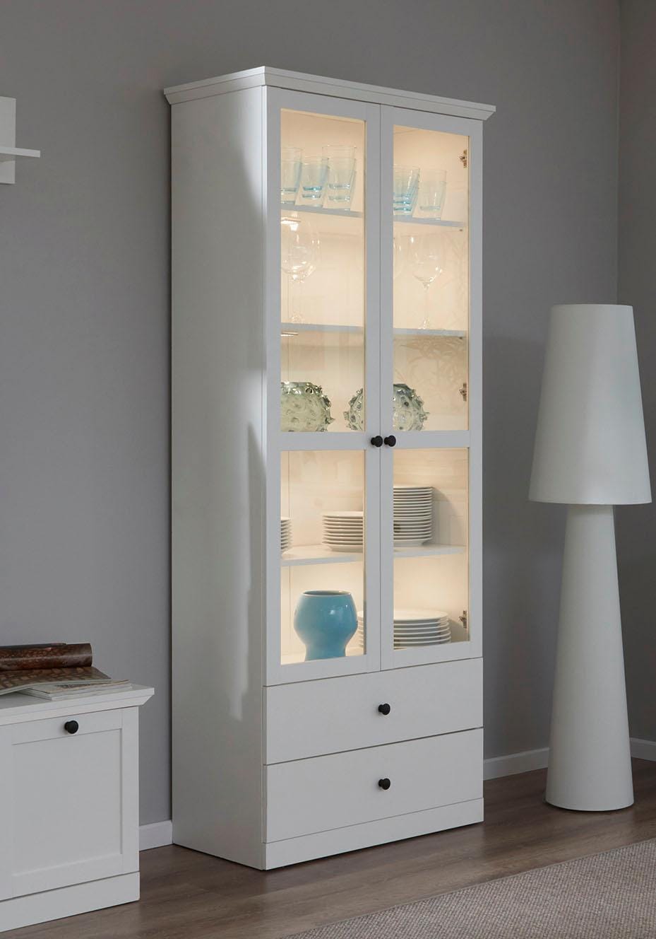 Image of trendteam Vitrine »Baxter«, zeitloser Landhausstil, mit Vollauszug, Beleuchtung optional bei Ackermann Versand Schweiz