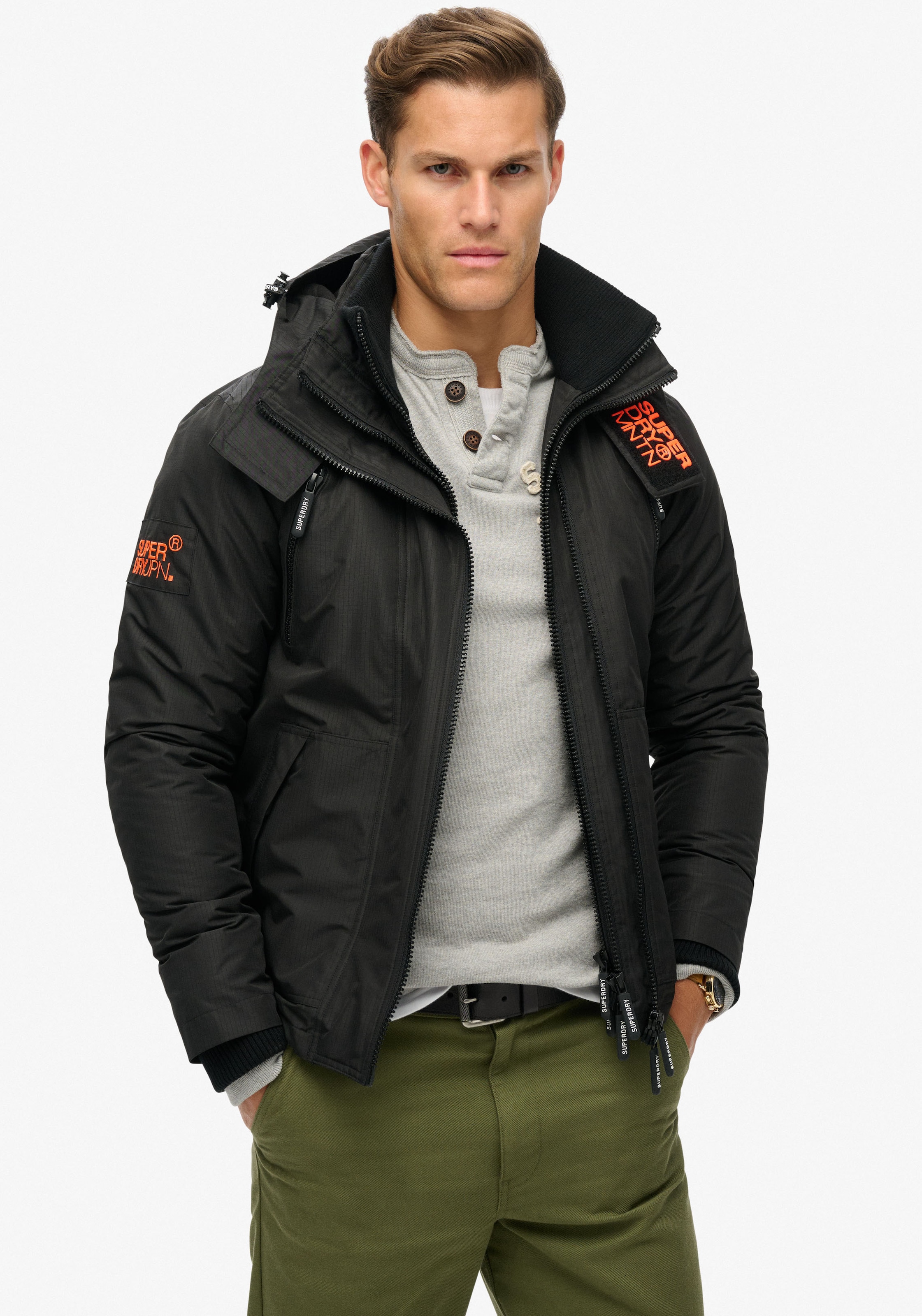 Superdry Outdoorjacke »HOODED MTN WINDBREAKER JACKET«, mit Kapuze
