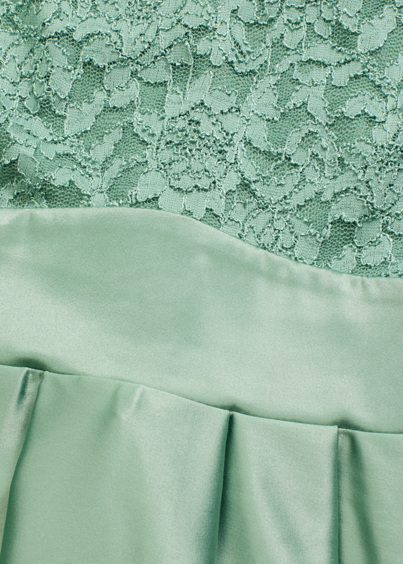 bonprix Vokuhila-Kleid ausgestellte Passform, aus glänzendem Satin, mit Taillen-Einsatz
