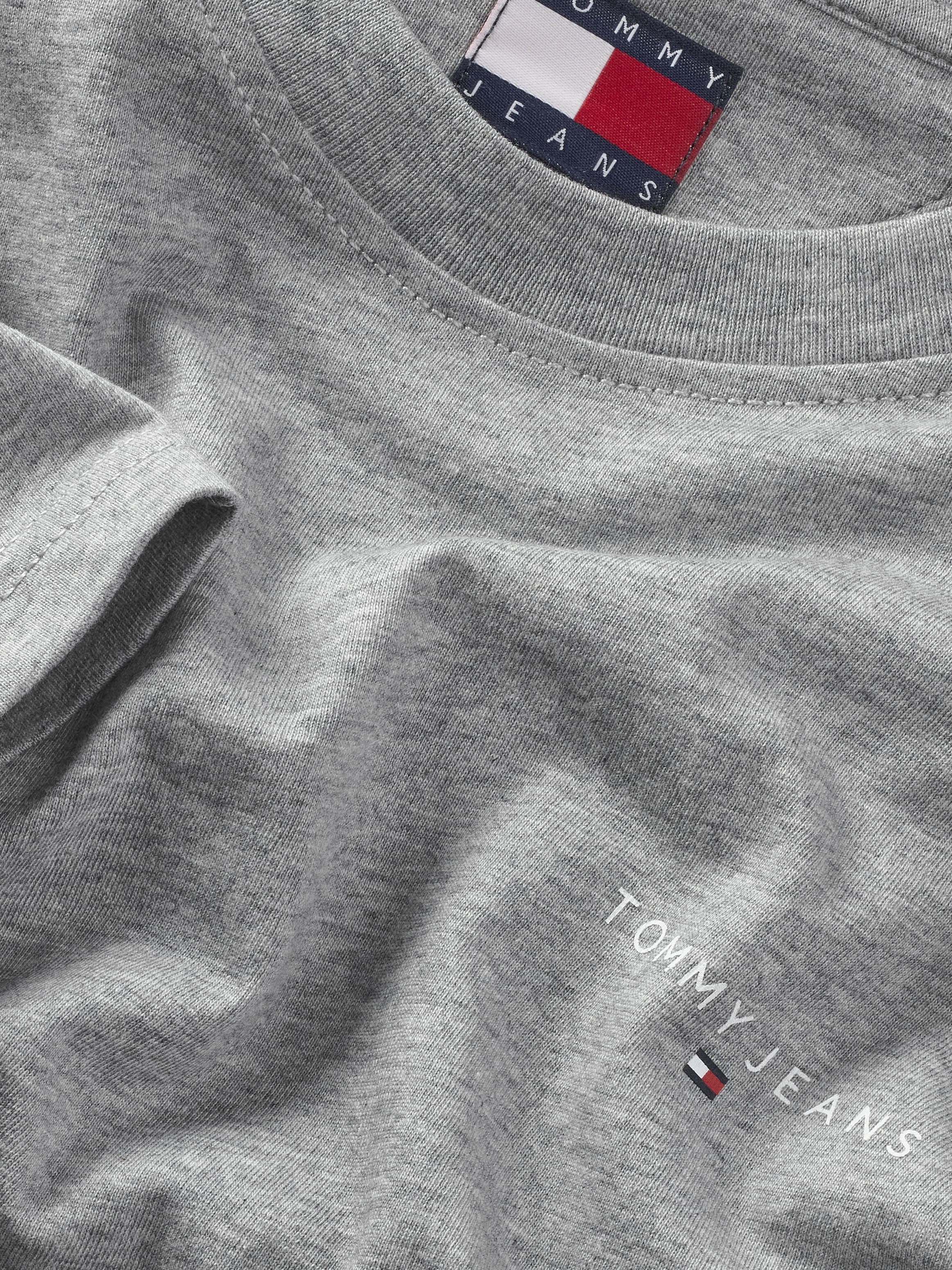 Tommy Jeans Plus Rundhalsshirt »TJM SLIM LINEAR CHEST SS TEE EXT«, in Grossen Grössen, Logodruck