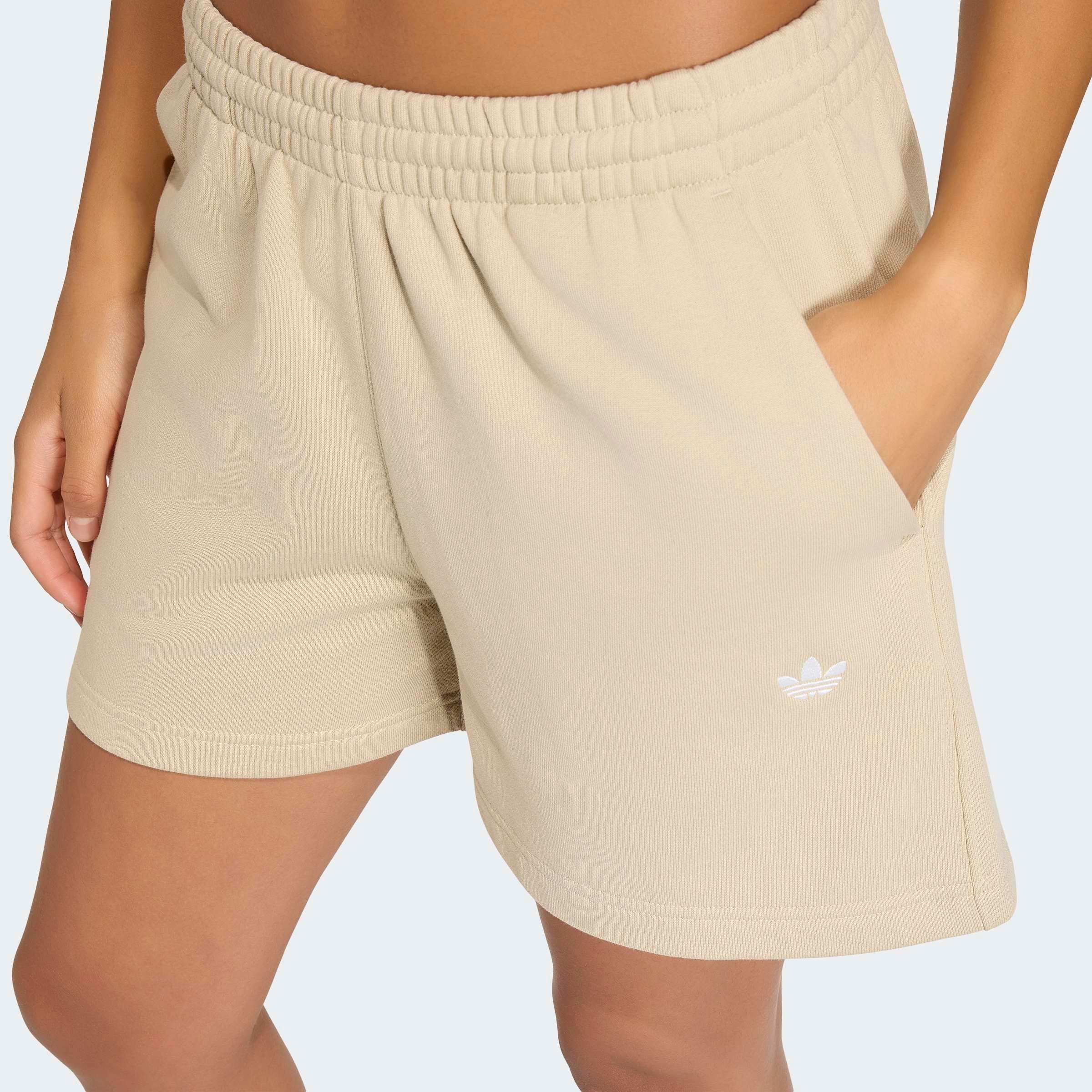 adidas Originals Shorts »ESSENTIALS FRENCH TERRY«  mit lockerer Passform, aus Baumwolle