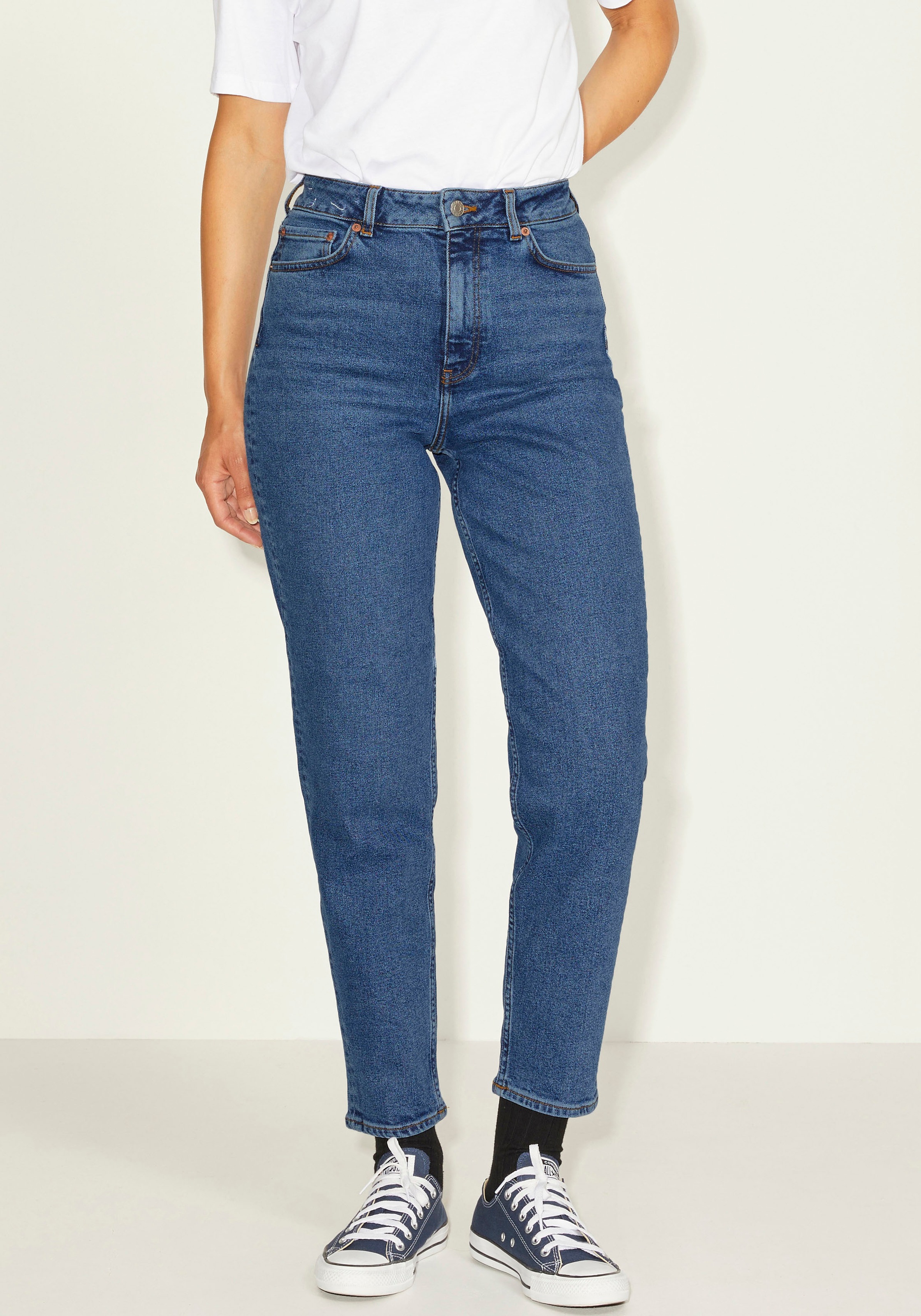 Image of JJXX High-waist-Jeans »JXLISBON MOM«, mit leichten Used-Effekten bei Ackermann Versand Schweiz