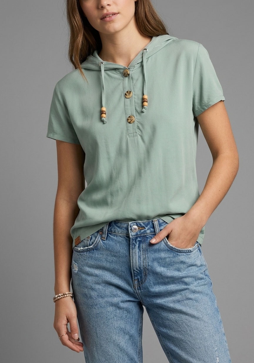 Image of KangaROOS Shirtbluse figurumspielendes Blusentop, mit angeschnittenen Ärmeln