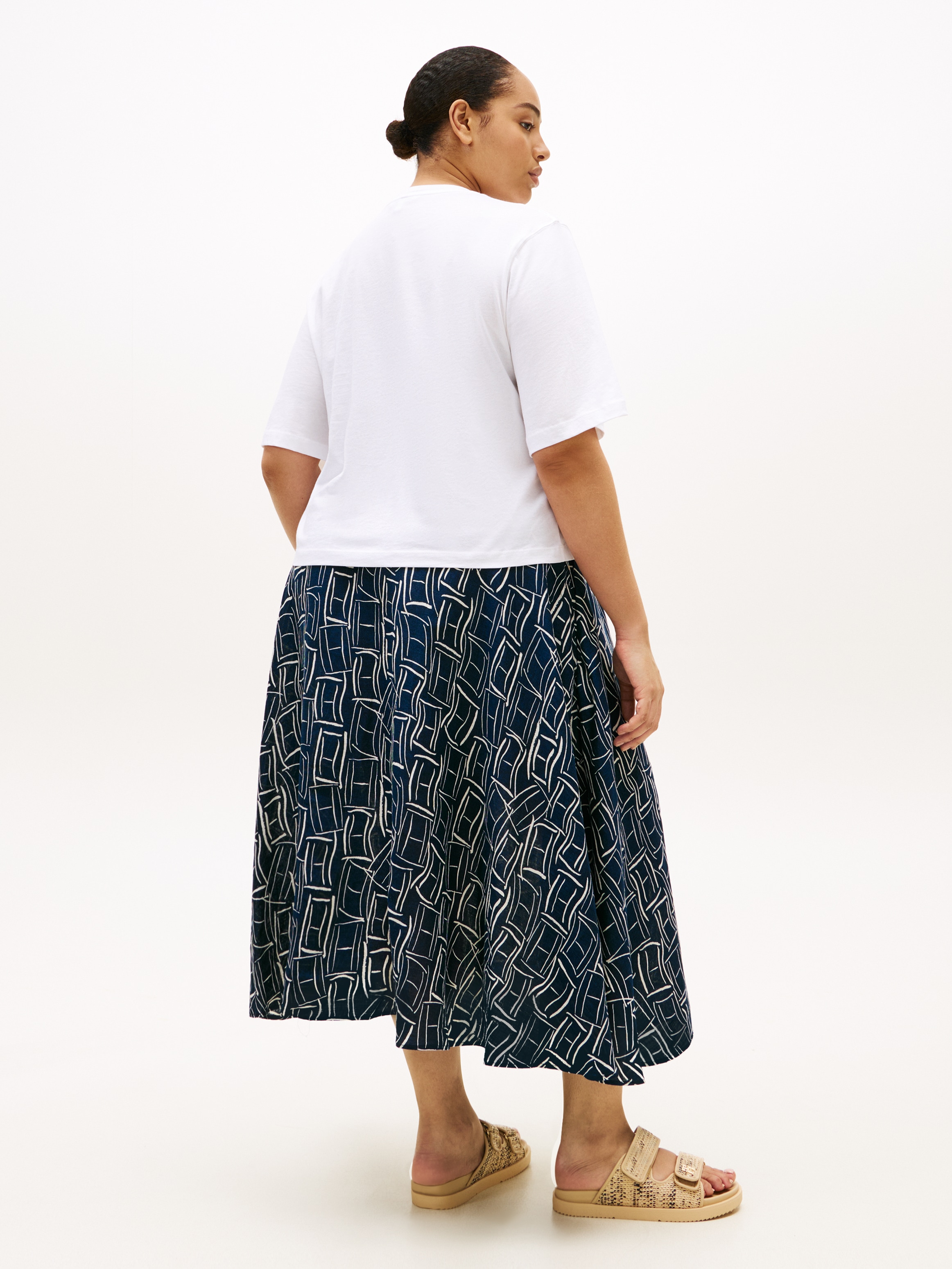 Tommy Hilfiger Curve T-shirt »CRV CORP LOGO TRAPEZE C-NK TEE« in grossen Grössen