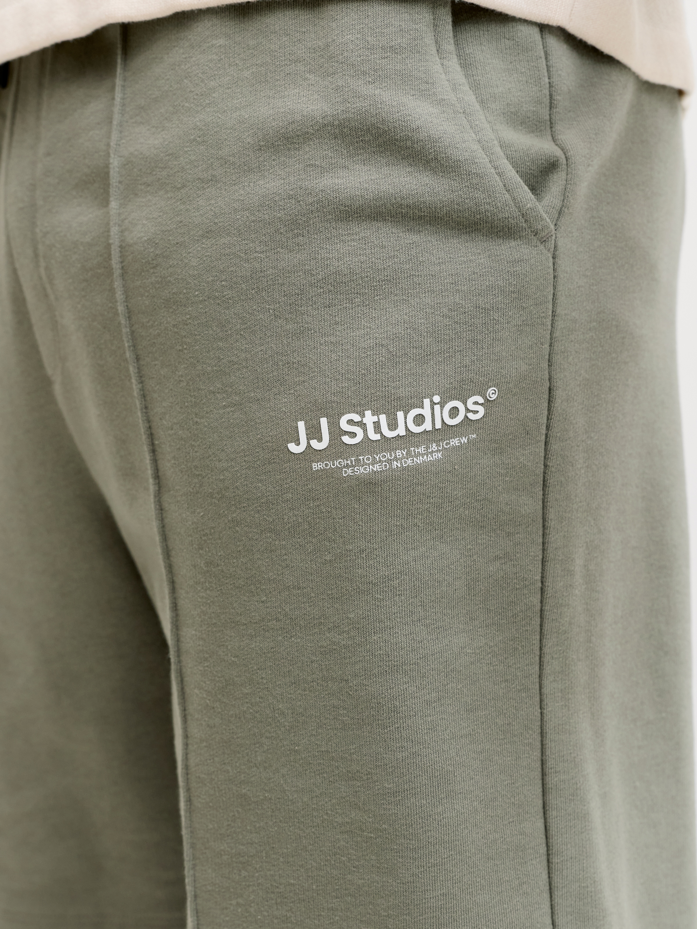 Jack & Jones Sweatshorts »JPSTKANE SOHO SWEAT SHORTS MID SN«  mélange de coton, coupe ample
