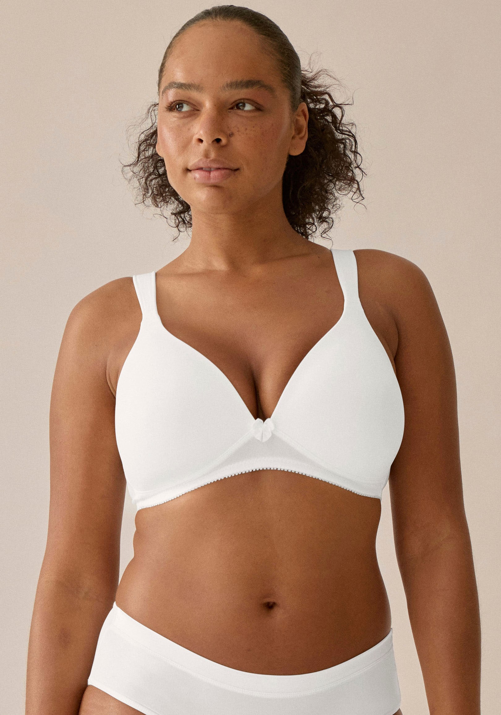 Image of Naturana Soft-BH "Soft Cup" nahtlose Schalen-Cups, wattiert, ohne Bügel