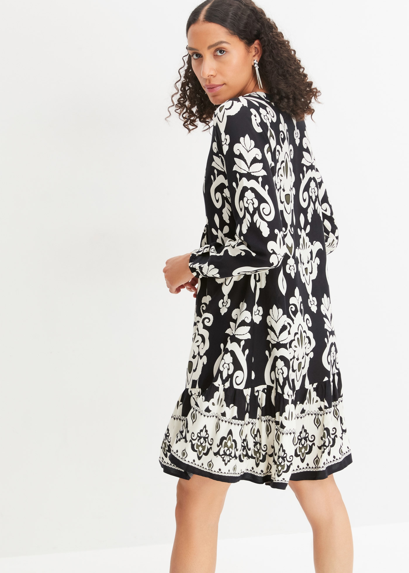 bonprix Robe tunique für besondere Anlässe, aus Viskose, in A-Linie, mit Muster