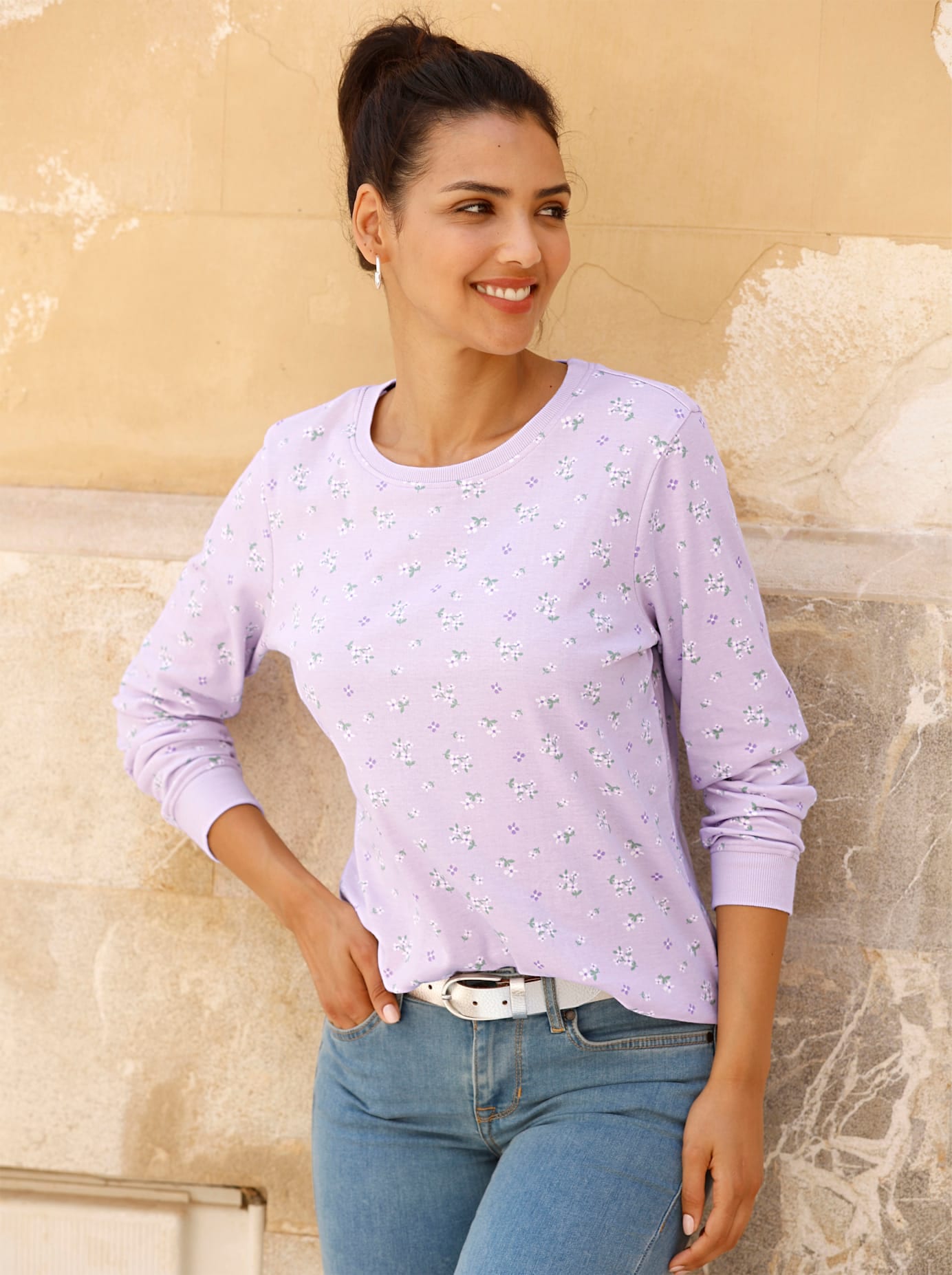 Classic Basics Sweatshirt