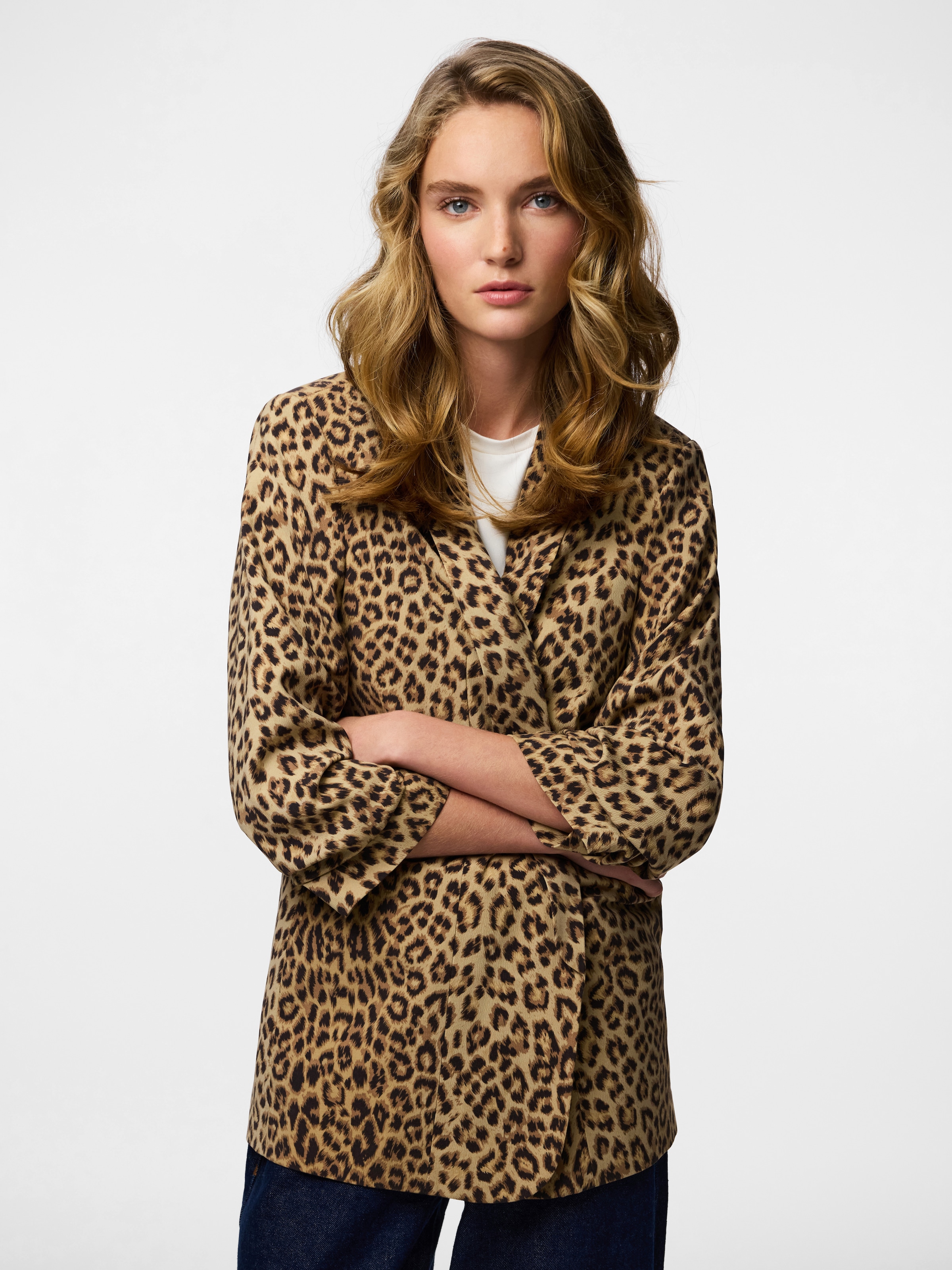 Image of pieces Blusenblazer "PCBOSELLA 3/4 PRINTED BLAZER NOOS" mit 3/4 Ärmel