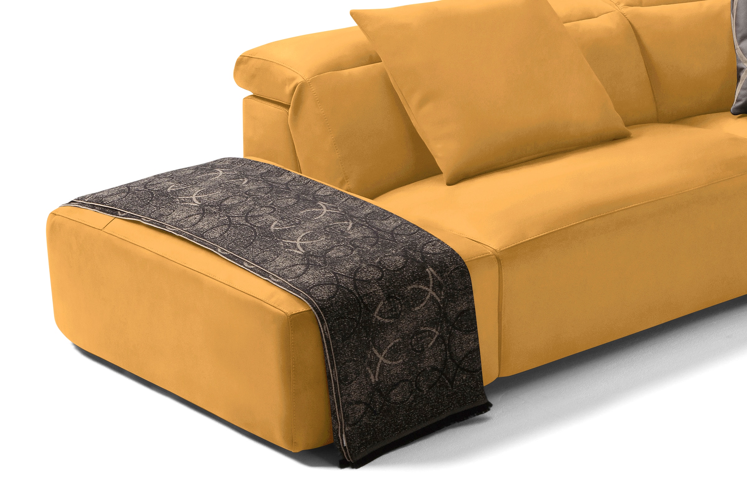 Egoitaliano Ecksofa »Beverly, extravangantes Designsofa mit erstklassigem Sitzkomfort«, wahlweise mit elektrischer Relaxfunktion, Kopfteilverstellung