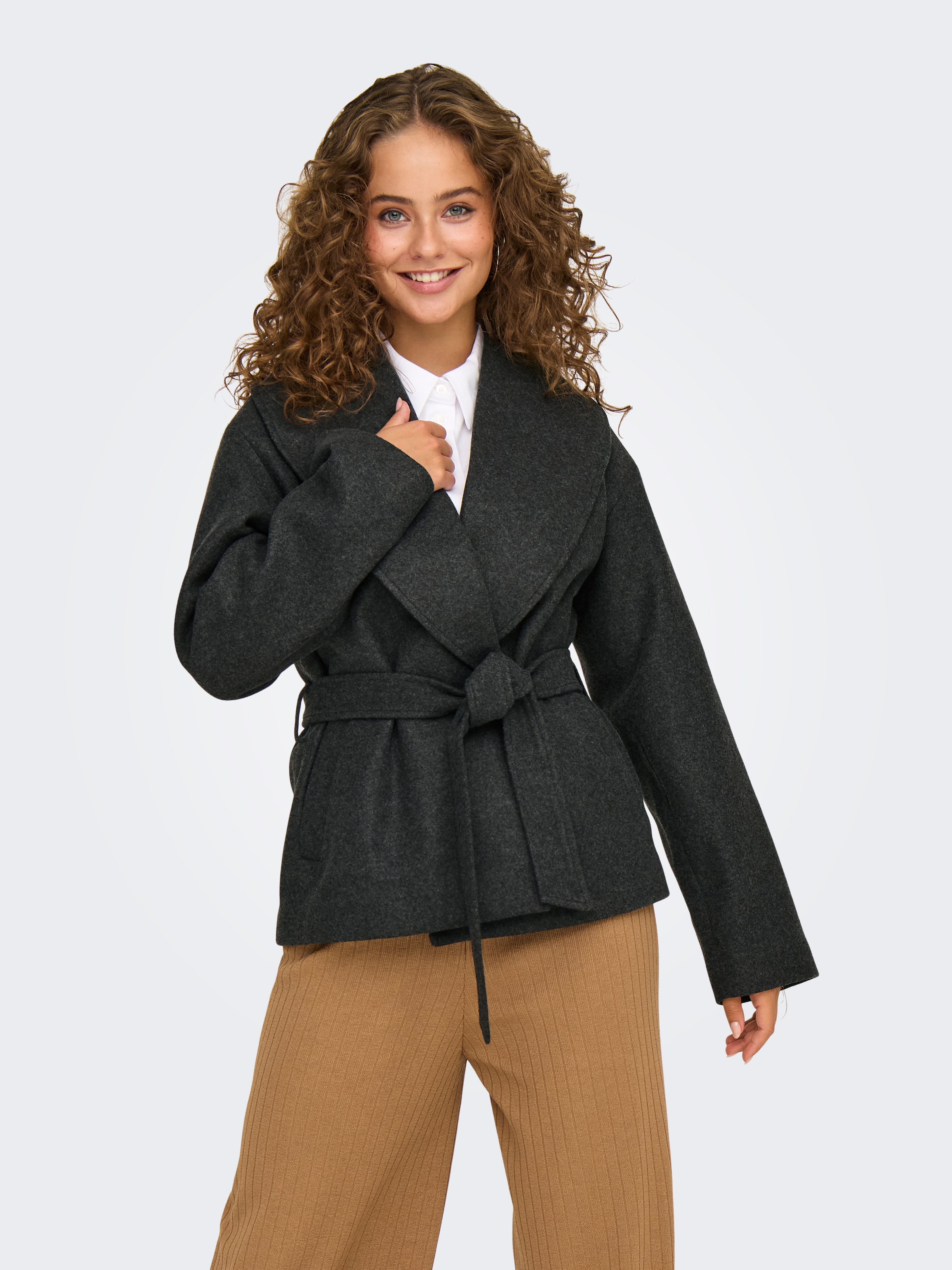 Image of ONLY Kurzmantel "ONLAUGUSTA LIFE SHORT COAT OTW" Kunstfaser