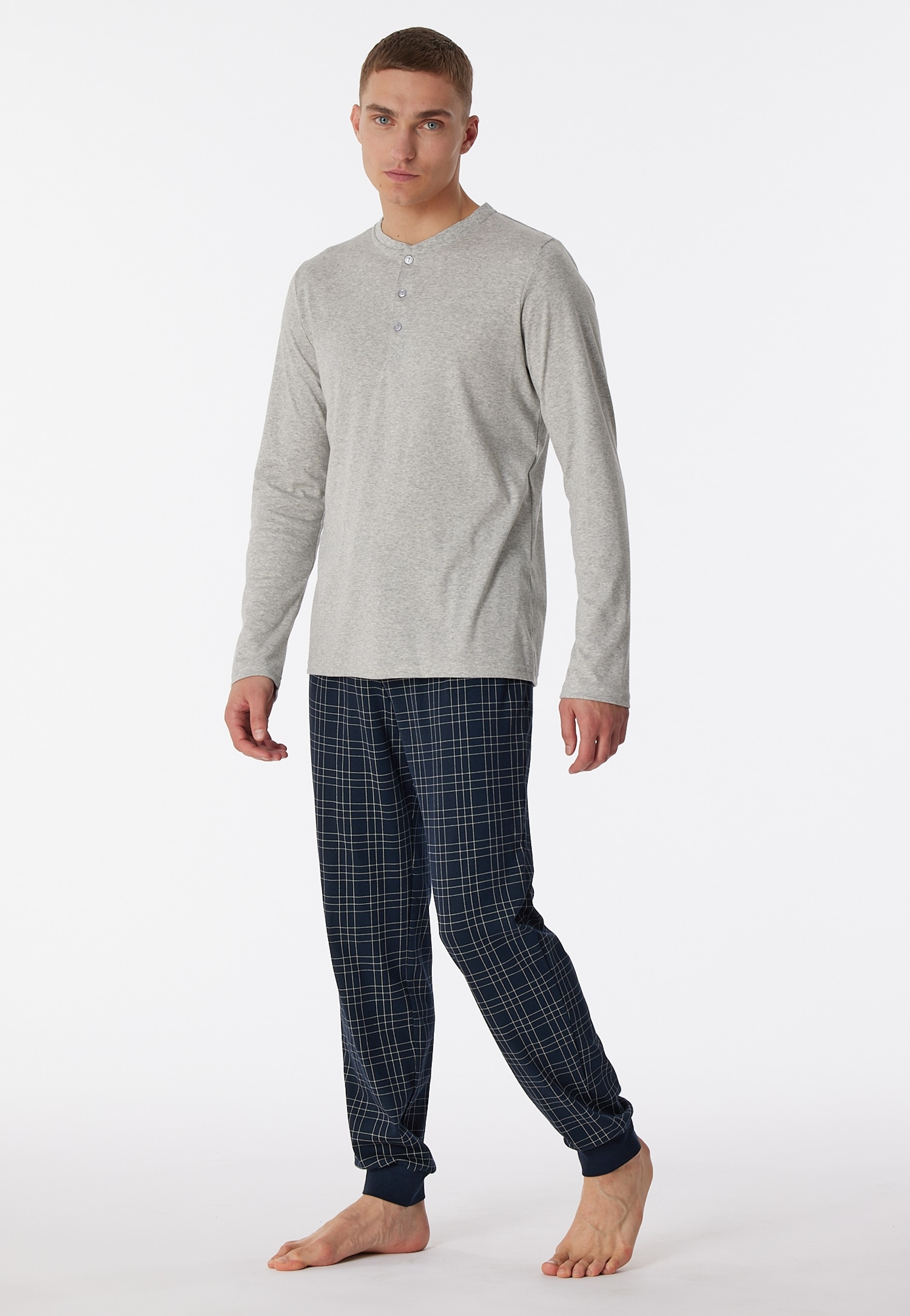 Schiesser Pyjama »"Fine Interlock"«, (2 tlg.), Langarmshirt mit Serafino-Kragen und funktionaler Knopfleiste