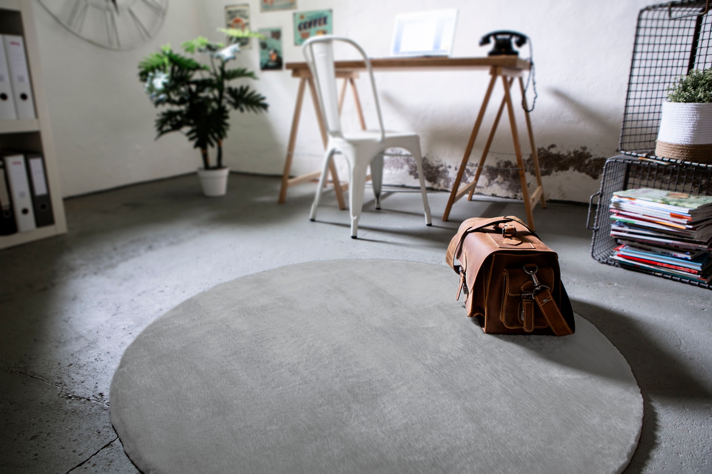 Image of andas Teppich »Thage«, rechteckig, 20 mm Höhe, Kunstfell, Uni Farben, weich & kuschelig, ideal im Wohnzimmer & Schlafzimmer bei Ackermann Versand Schweiz