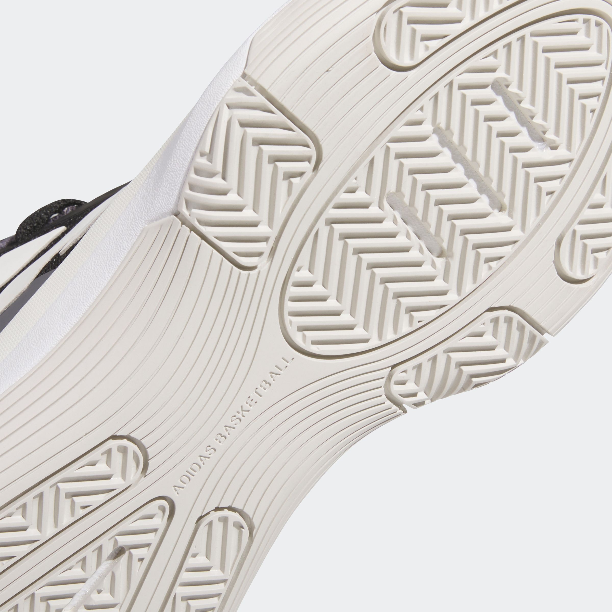 adidas Performance Basketballschuh »BASKETBALL LEGENDS LOW«