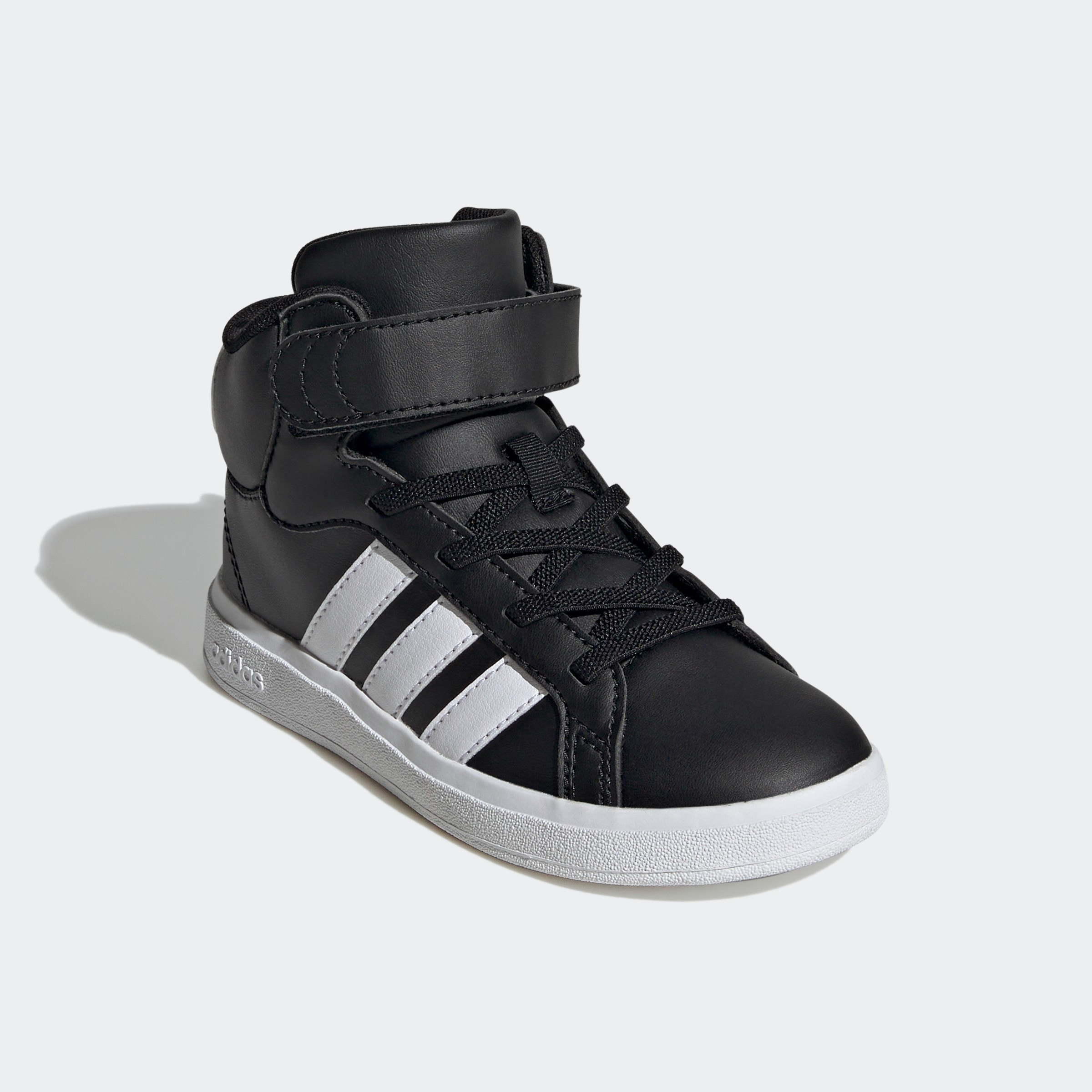 Sneaker »GRAND COURT MID KIDS«, Design auf den Spuren des adidas Superstar